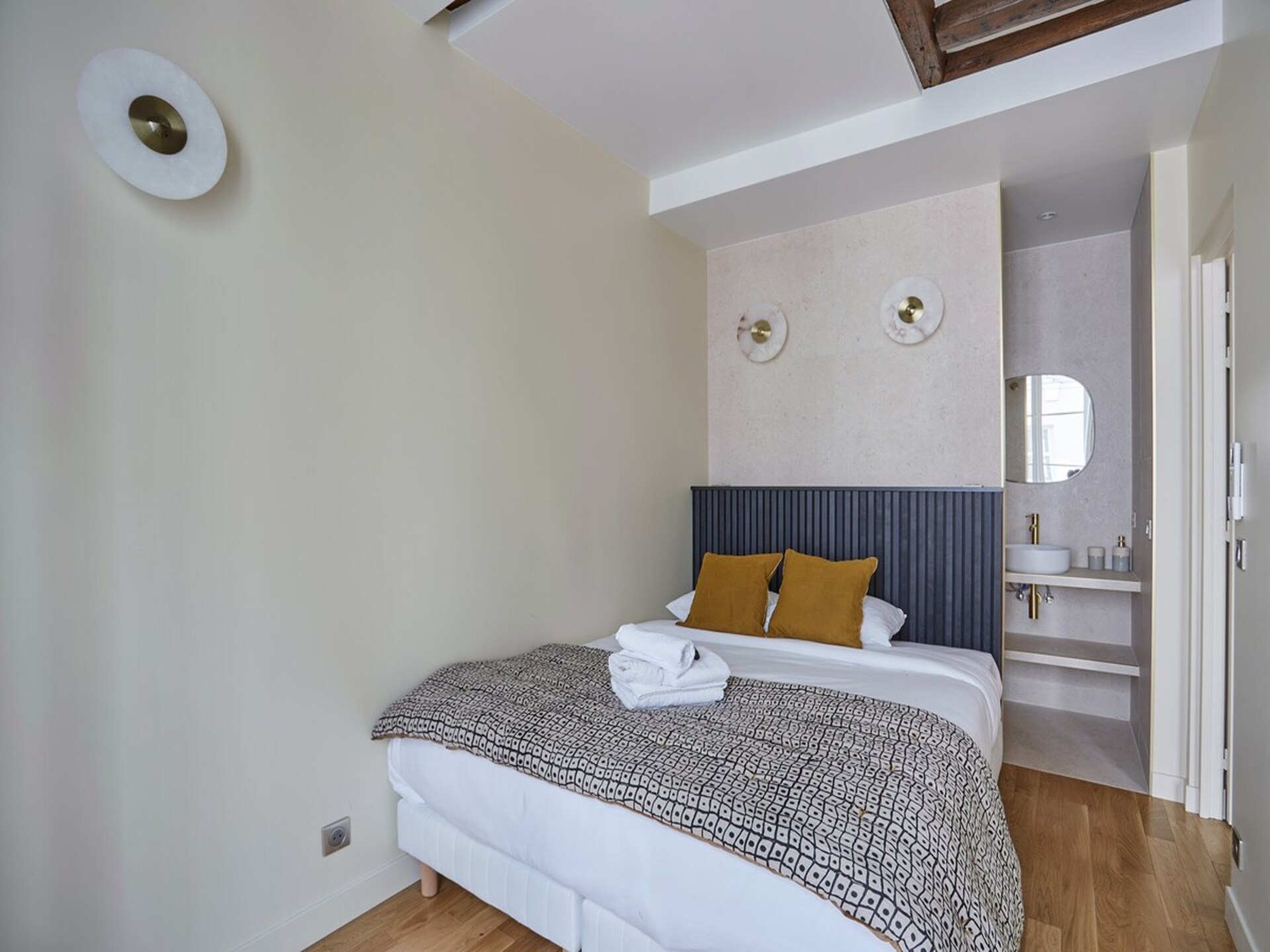 Trendy appartement met 2 slaapkamers in levendig Montorgueil, Parijs - foto 8