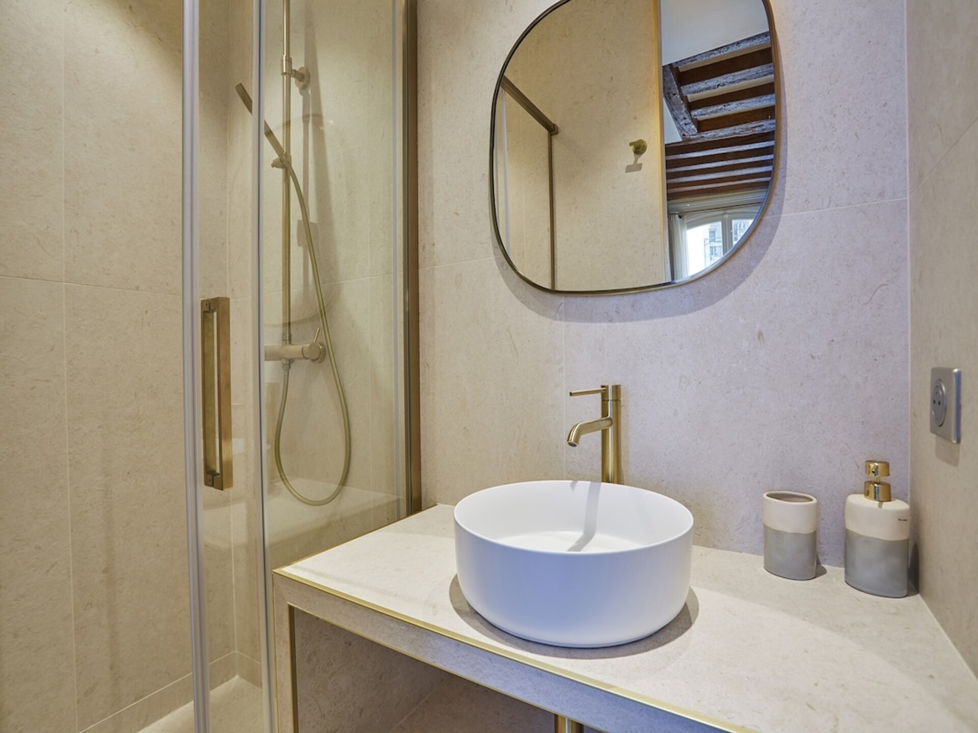 Trendy appartement met 2 slaapkamers in levendig Montorgueil, Parijs - foto 14