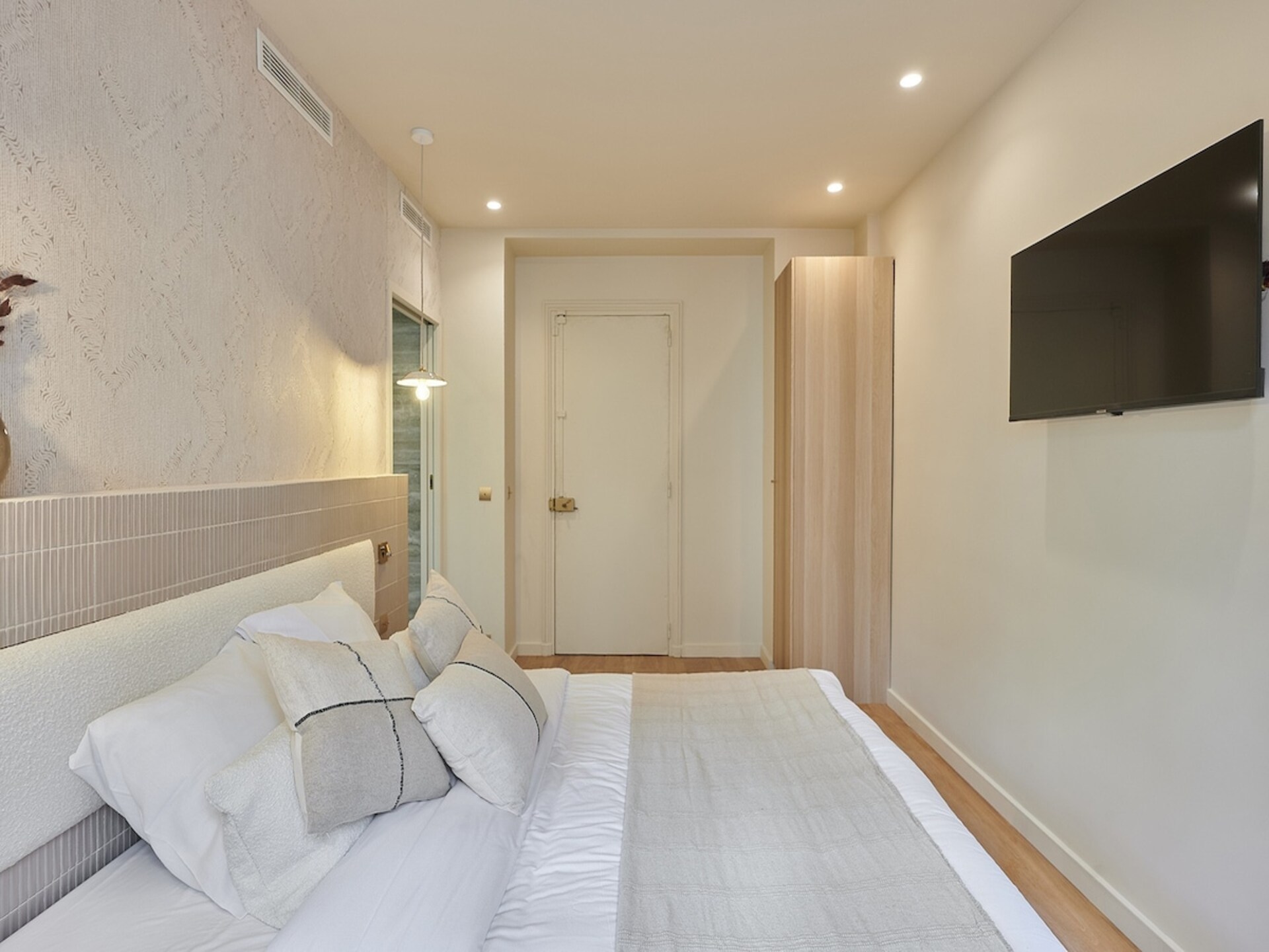 Lichte studio in hartje Parijs, vlakbij Rue de Rivoli en Le Marais - foto 7