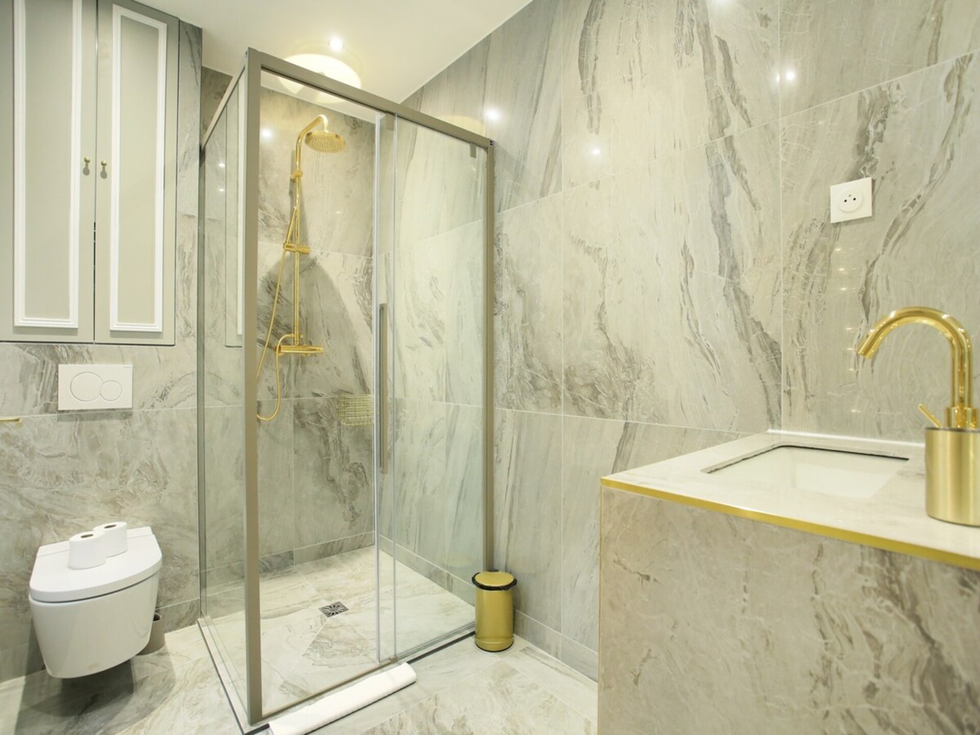 Elegant appartement 121m² in hartje 8e arrondissement Parijs voor 8 personen - foto 14