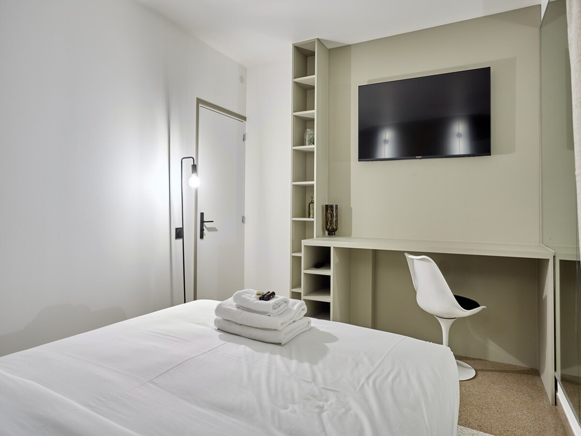 Ruim modern appartement voor 6 bij Père Lachaise, 113m² - foto 14