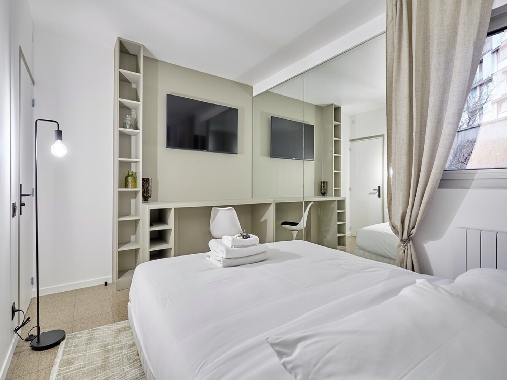 Ruim modern appartement voor 6 bij Père Lachaise, 113m² - foto 21