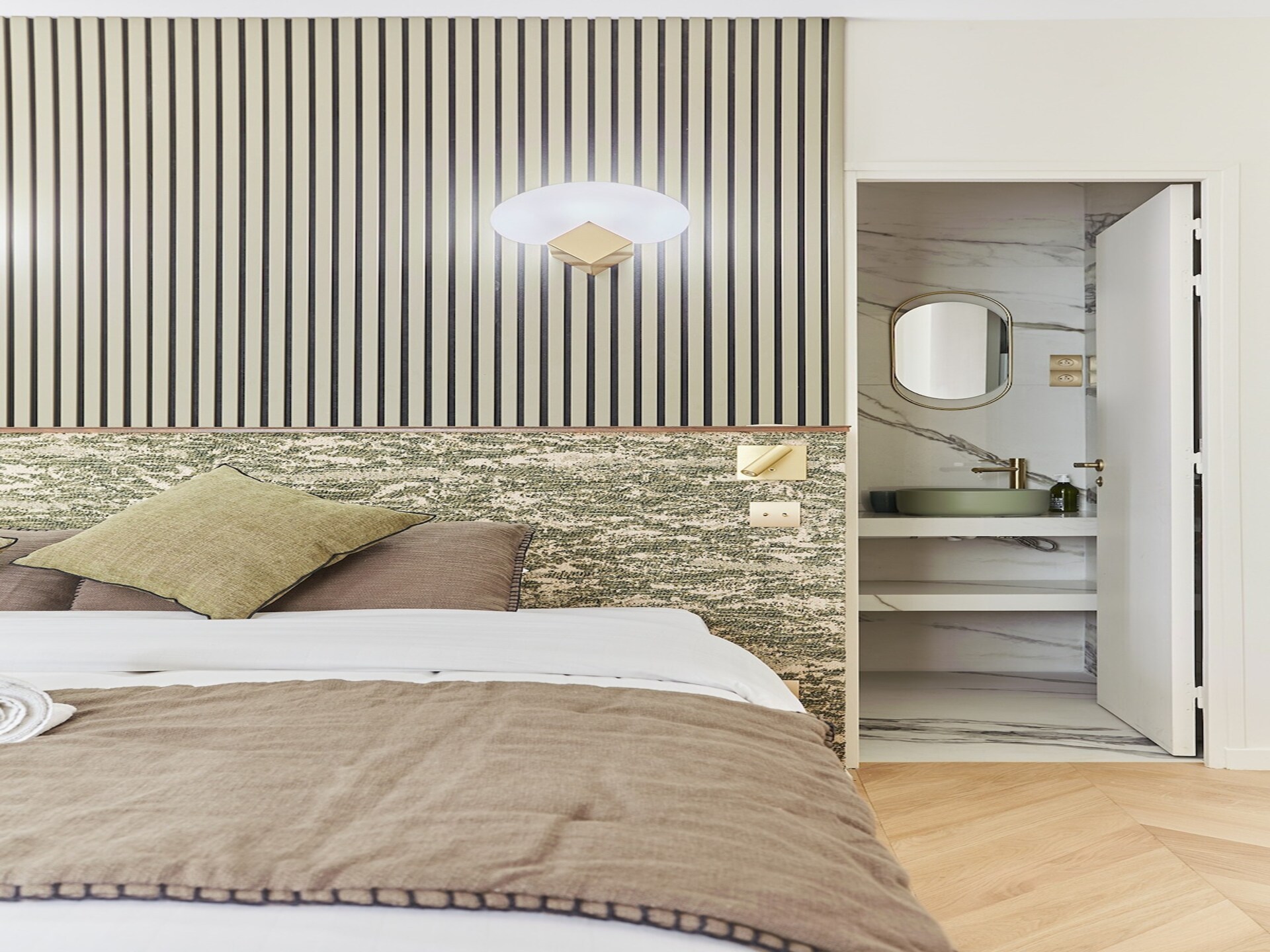 Chic studio-appartement aan de Rue du Faubourg Saint-Honoré, Parijs - foto 9