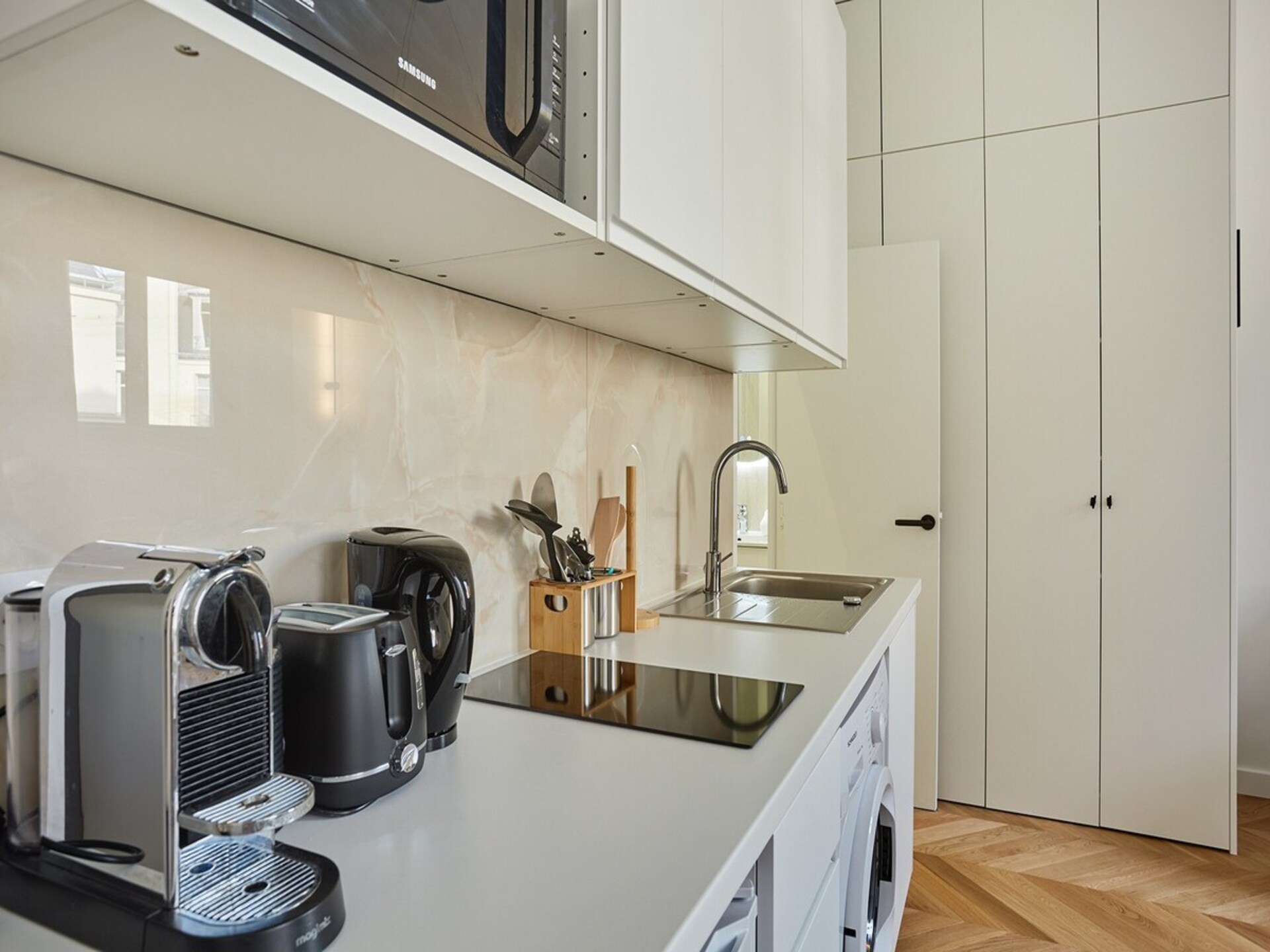 Lichte studio in hartje 17e arrondissement, Parijs - foto 13