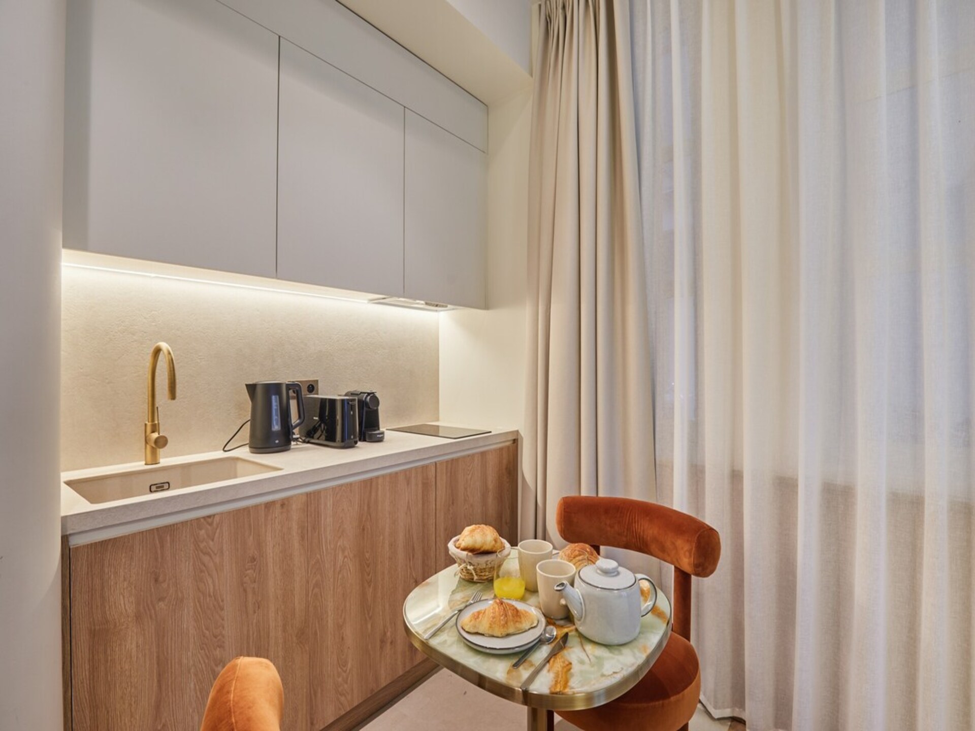 Chic studio-appartement met airco nabij het Louvre in Parijs - foto 8