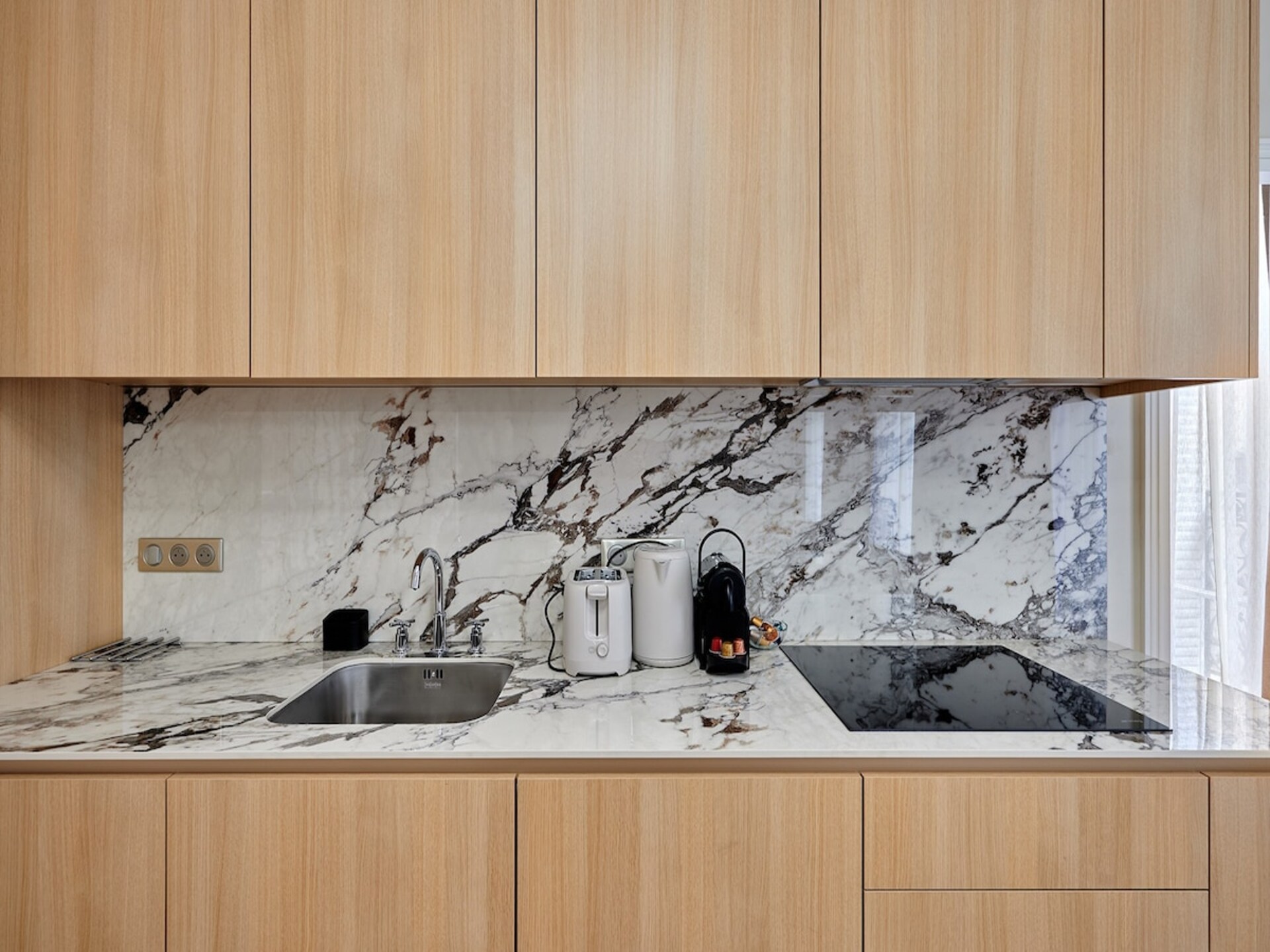 Luxe 3-slaapkamer appartement met airco in hartje Parijs, vlakbij Place de Clichy - foto 11