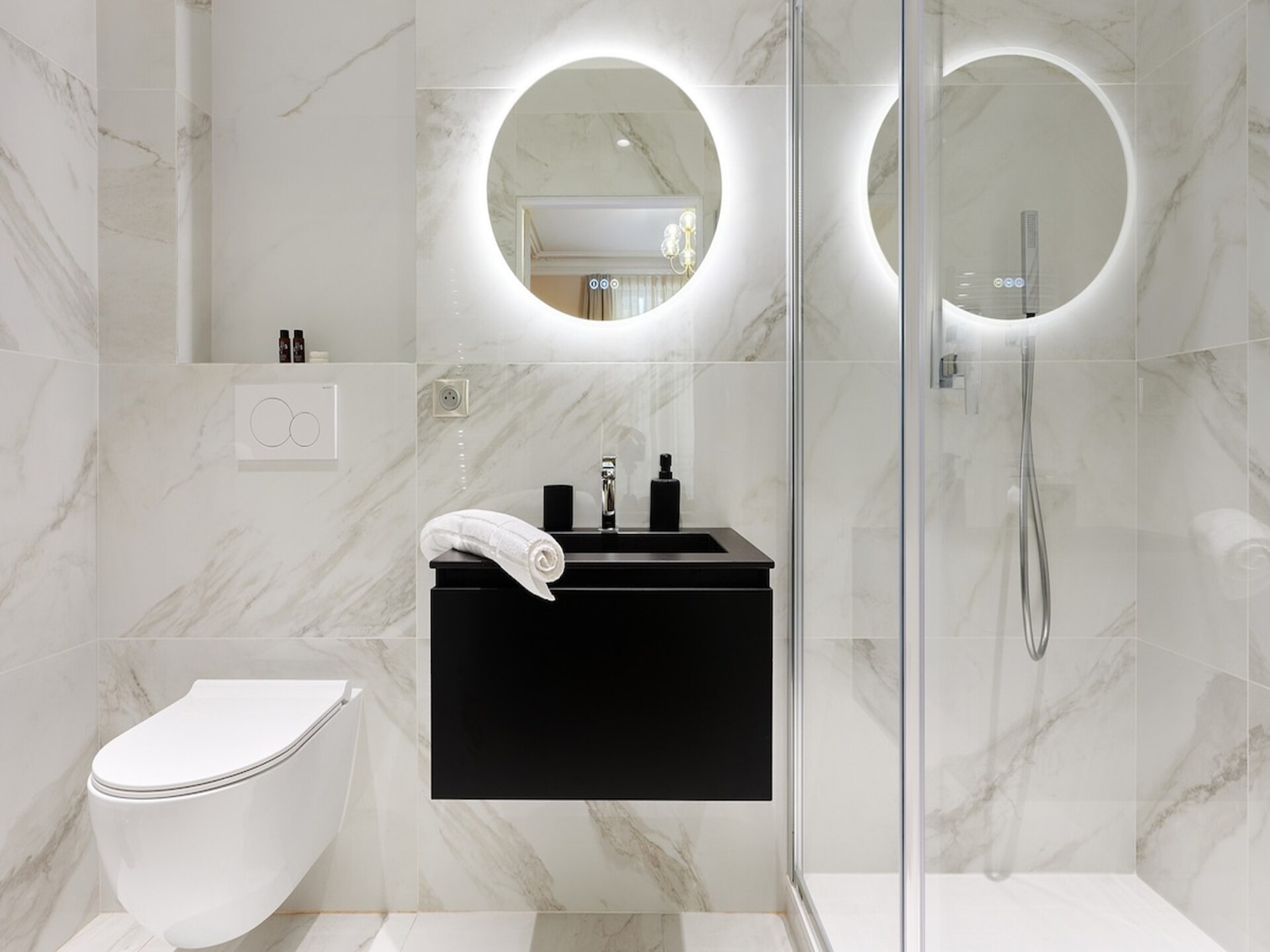 Luxe 3-slaapkamer appartement met airco in hartje Parijs, vlakbij Place de Clichy - foto 25