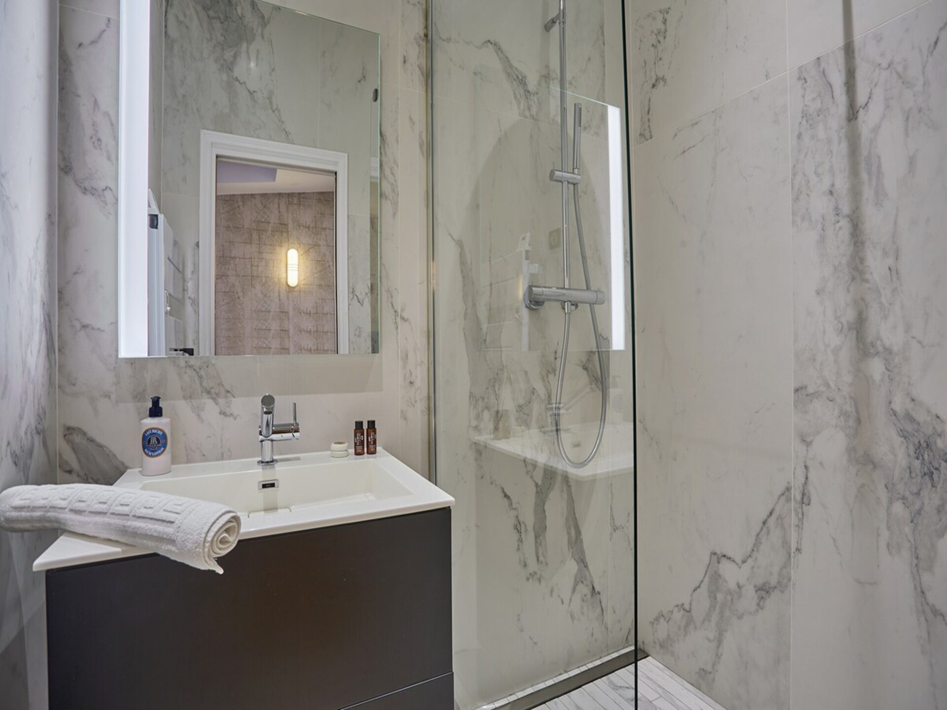 Stijlvol appartement met airco in het hart van Saint-Germain-des-Prés - foto 8