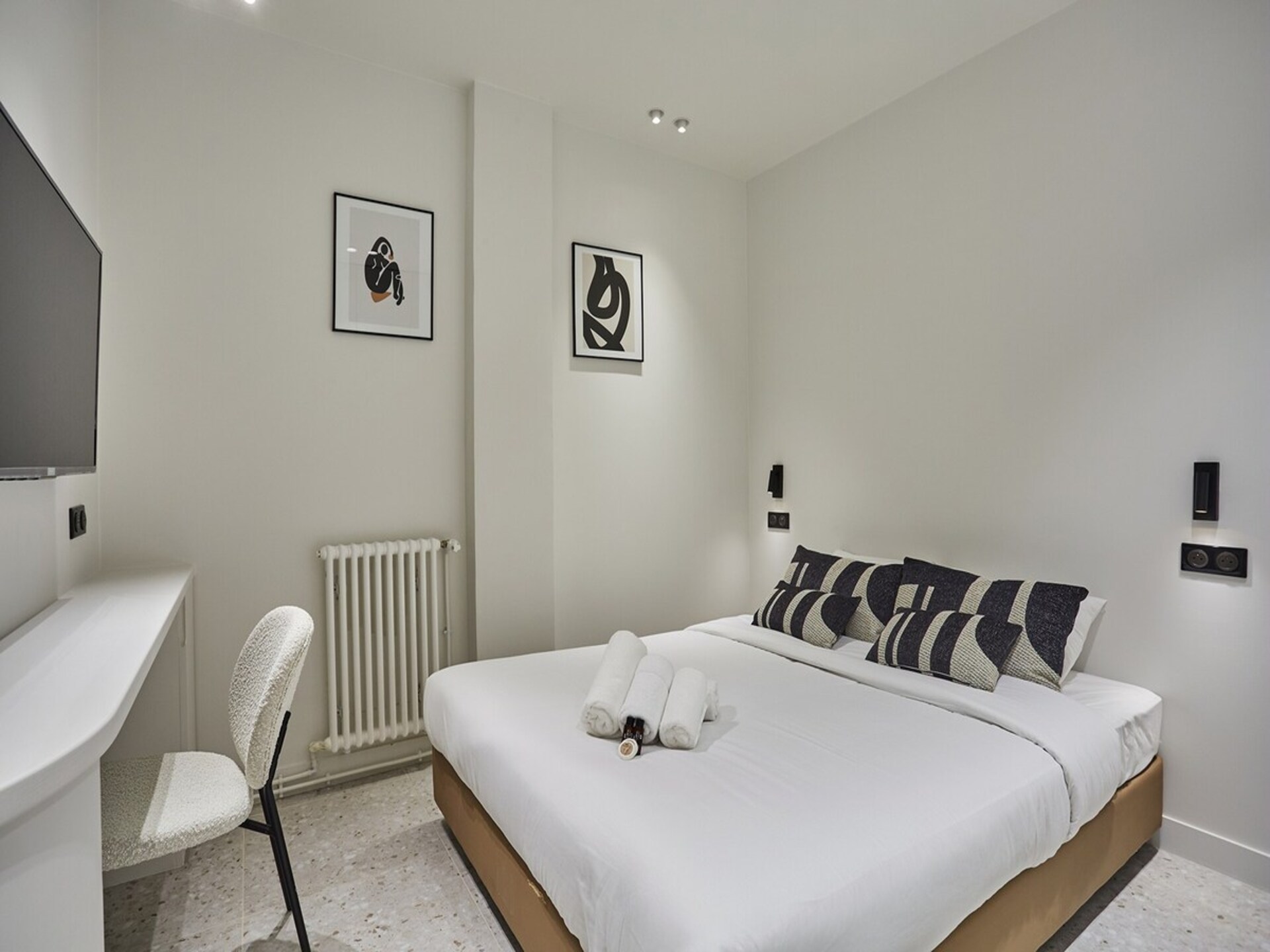 Gerenoveerd appartement aan de voet van de Sacré Coeur, Parijs - foto 3