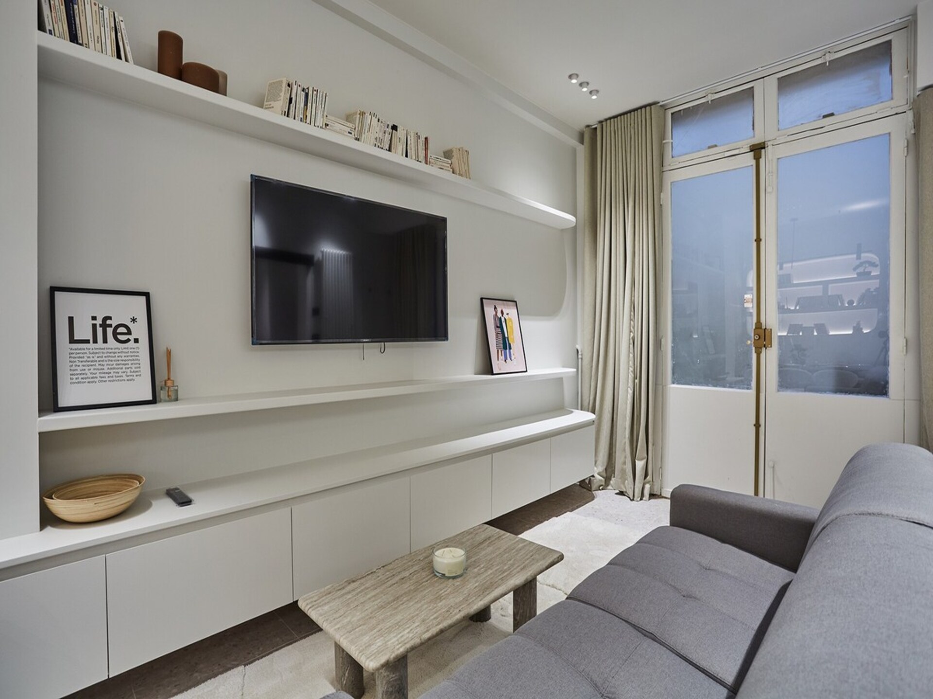 Gerenoveerd appartement aan de voet van de Sacré Coeur, Parijs - foto 14