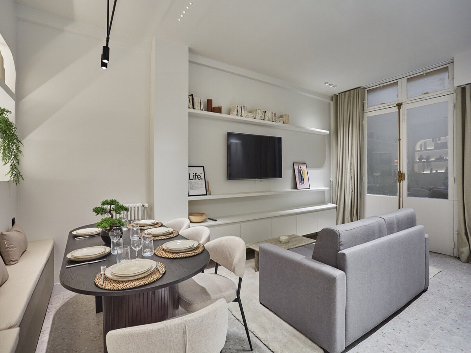 Gerenoveerd appartement aan de voet van de Sacré Coeur, Parijs - foto 15