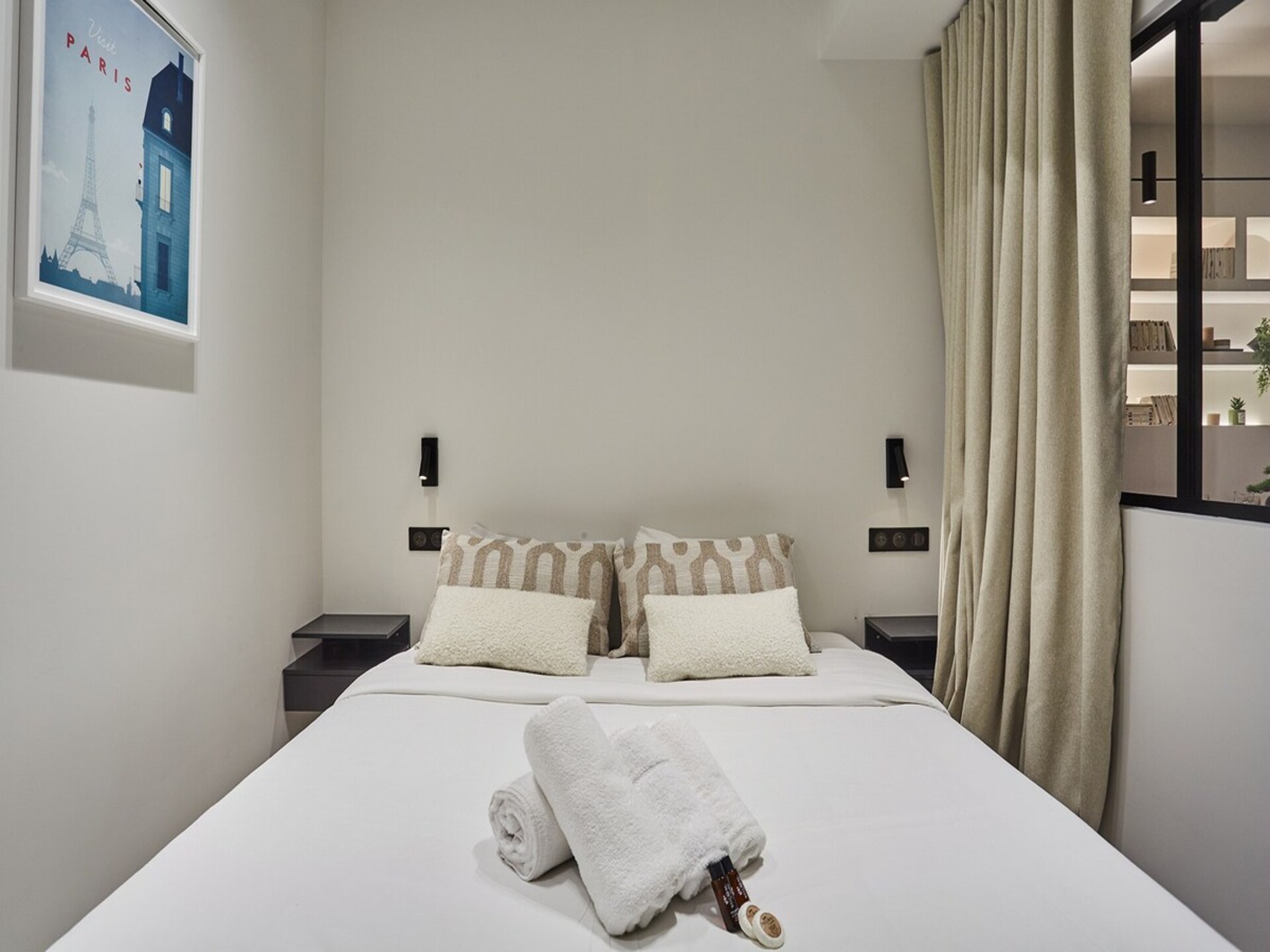 Gerenoveerd appartement aan de voet van de Sacré Coeur, Parijs - foto 17