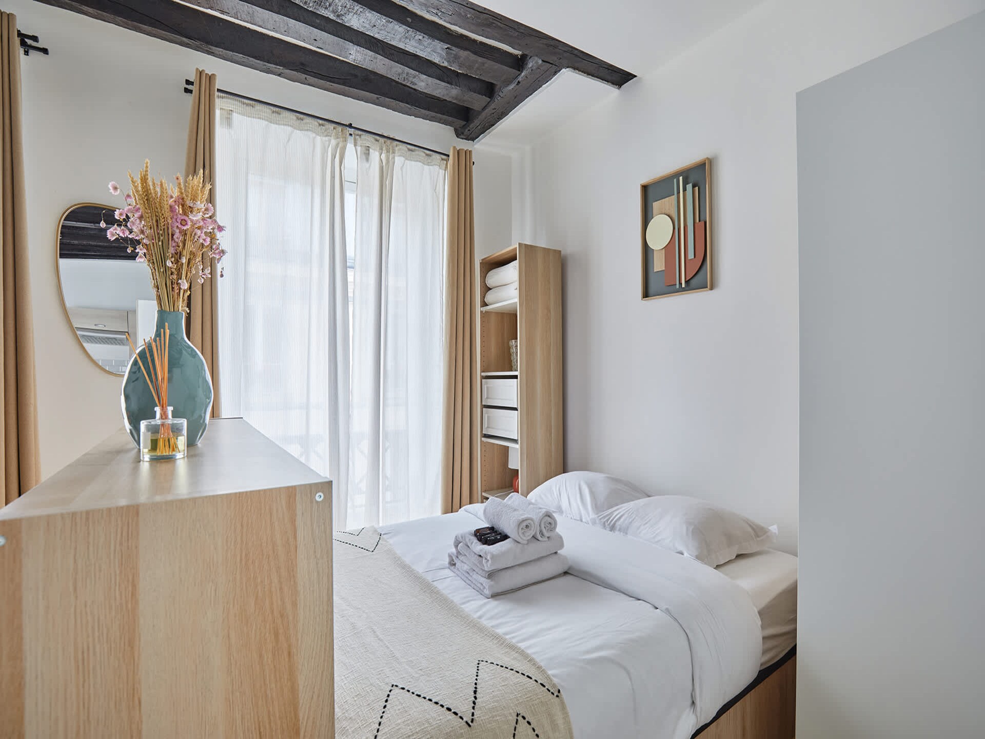 Licht studio-appartement in hartje Parijs, vlakbij Rue Montorgueil - foto 2