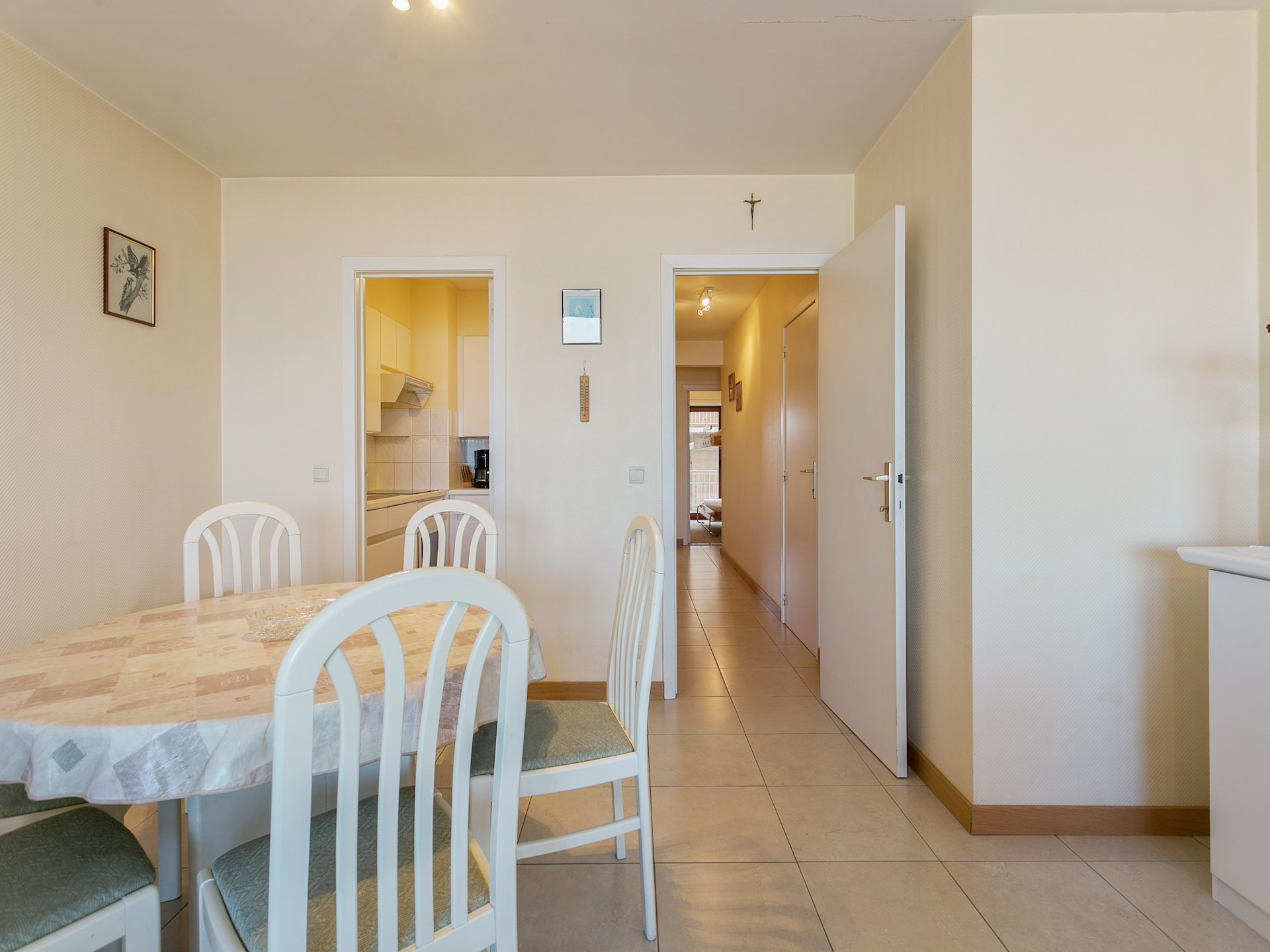 Ruim appartement met zeezicht aan de dijk in Blankenberge - foto 10