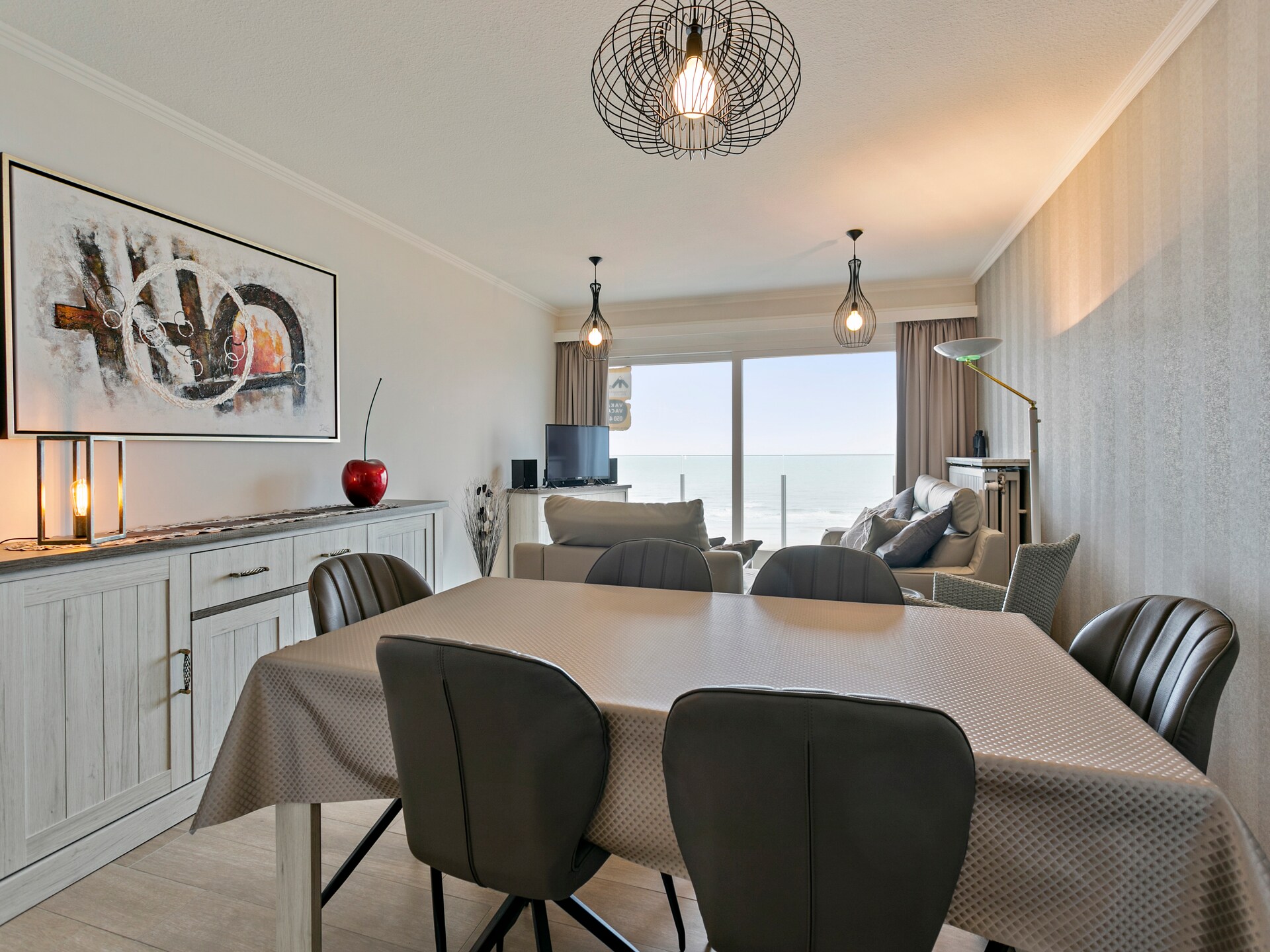 Gerenoveerd zee-appartement met panoramisch uitzicht in Blankenberge - foto 2