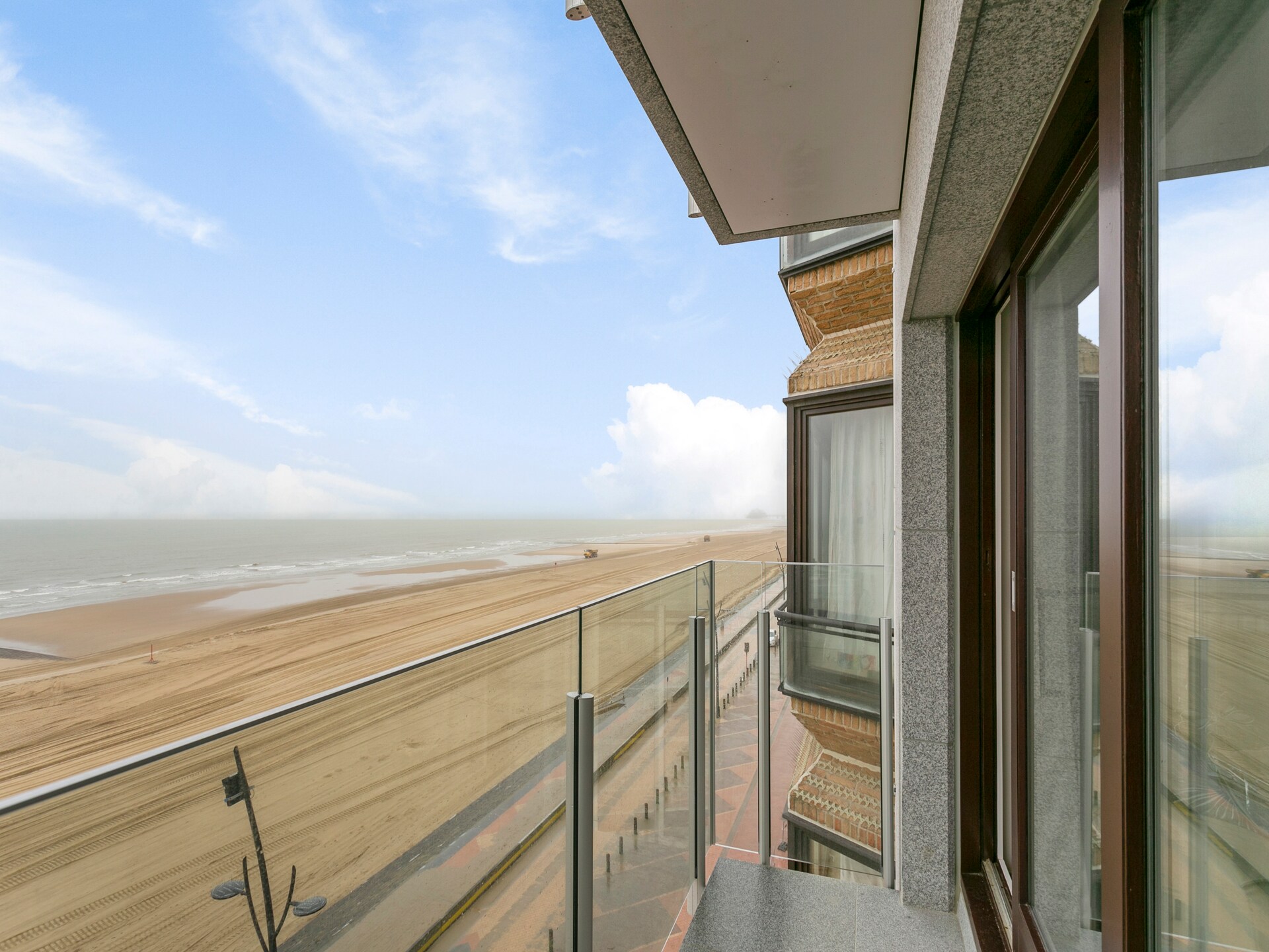 Gerenoveerd zee-appartement met panoramisch uitzicht in Blankenberge - foto 14