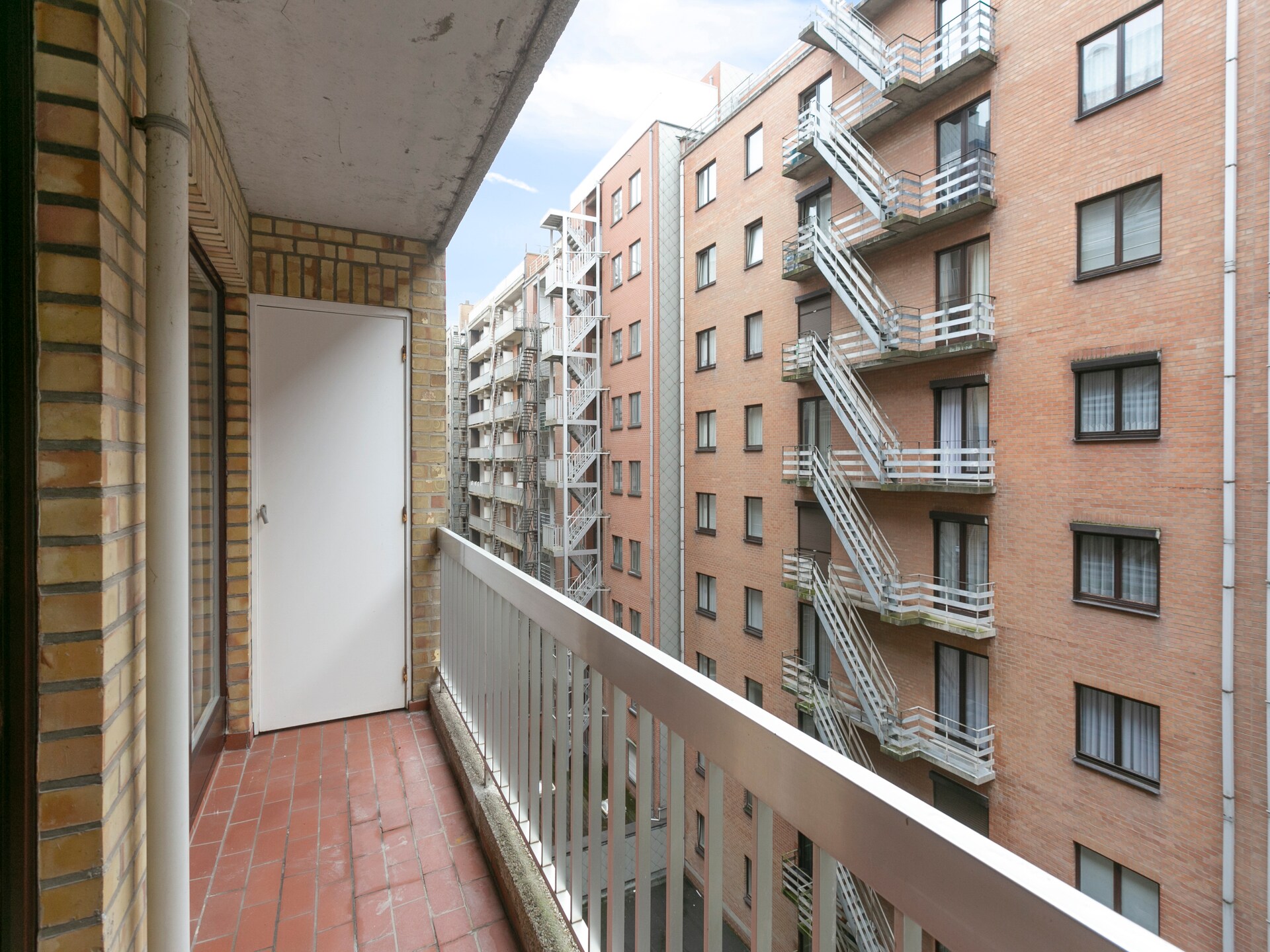 Gerenoveerd zee-appartement met panoramisch uitzicht in Blankenberge - foto 5