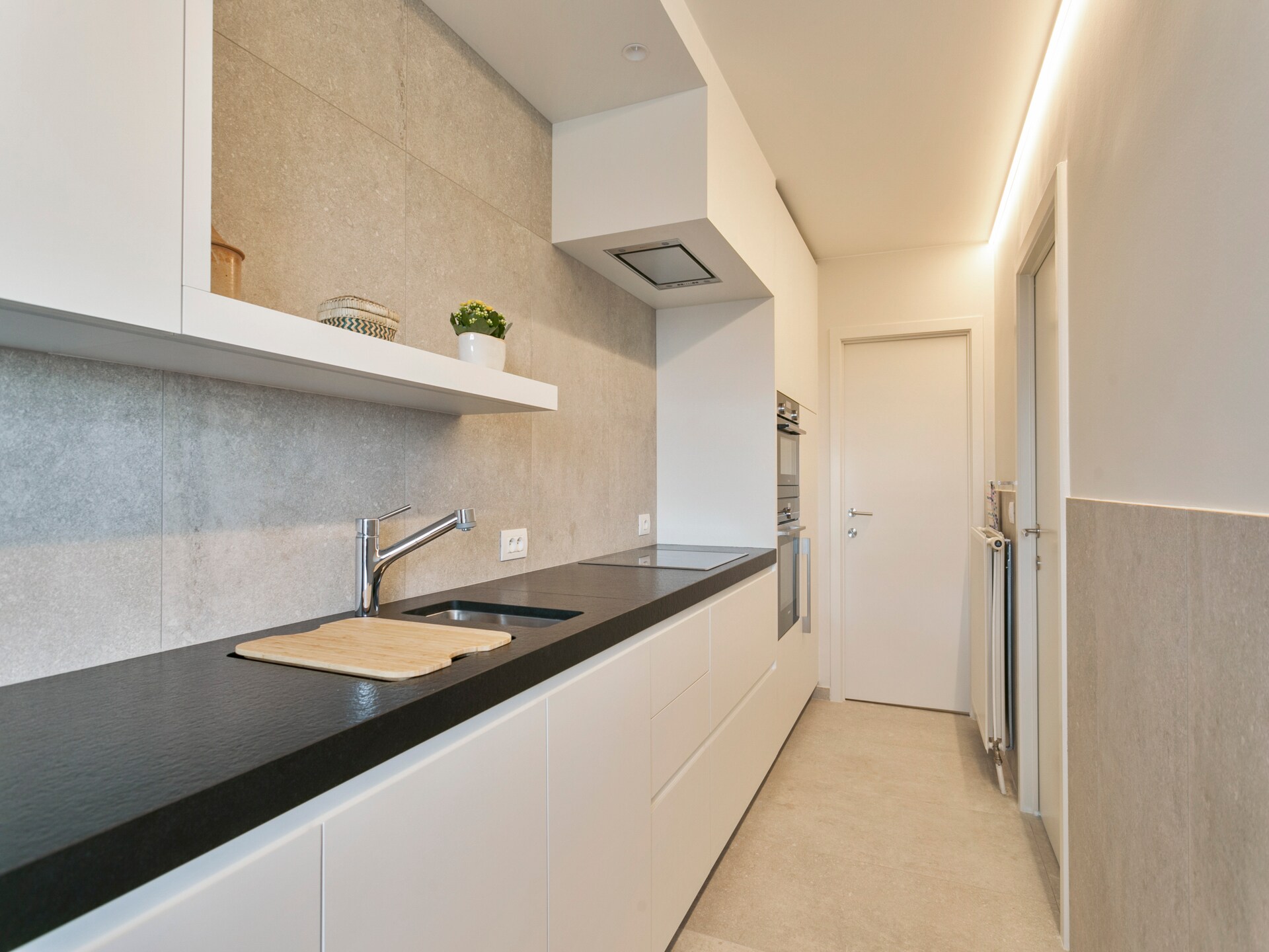 Ruim appartement met zonnig terras en uitzicht op de jachthaven van Blankenberge - foto 9