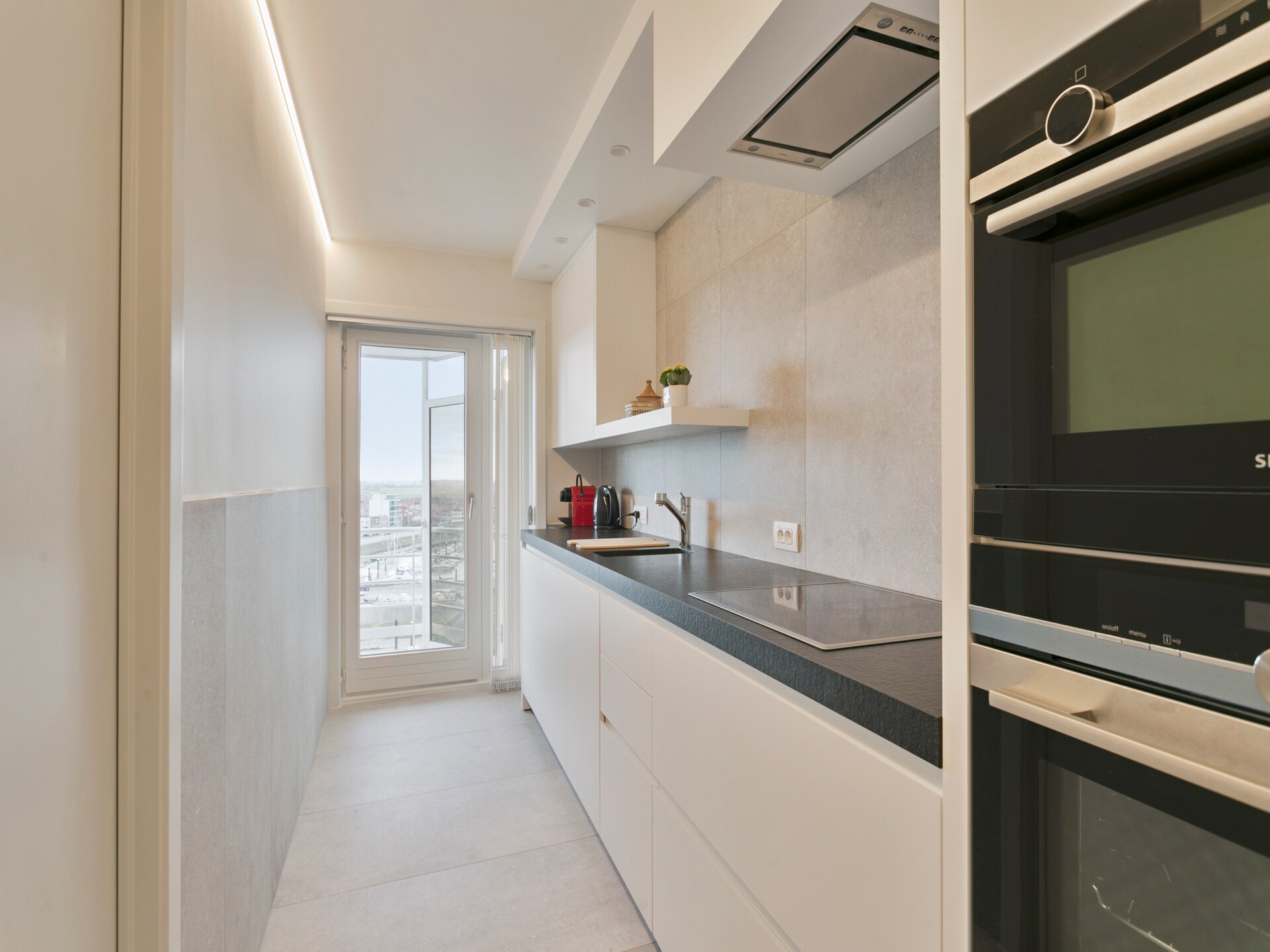 Ruim appartement met zonnig terras en uitzicht op de jachthaven van Blankenberge - foto 6