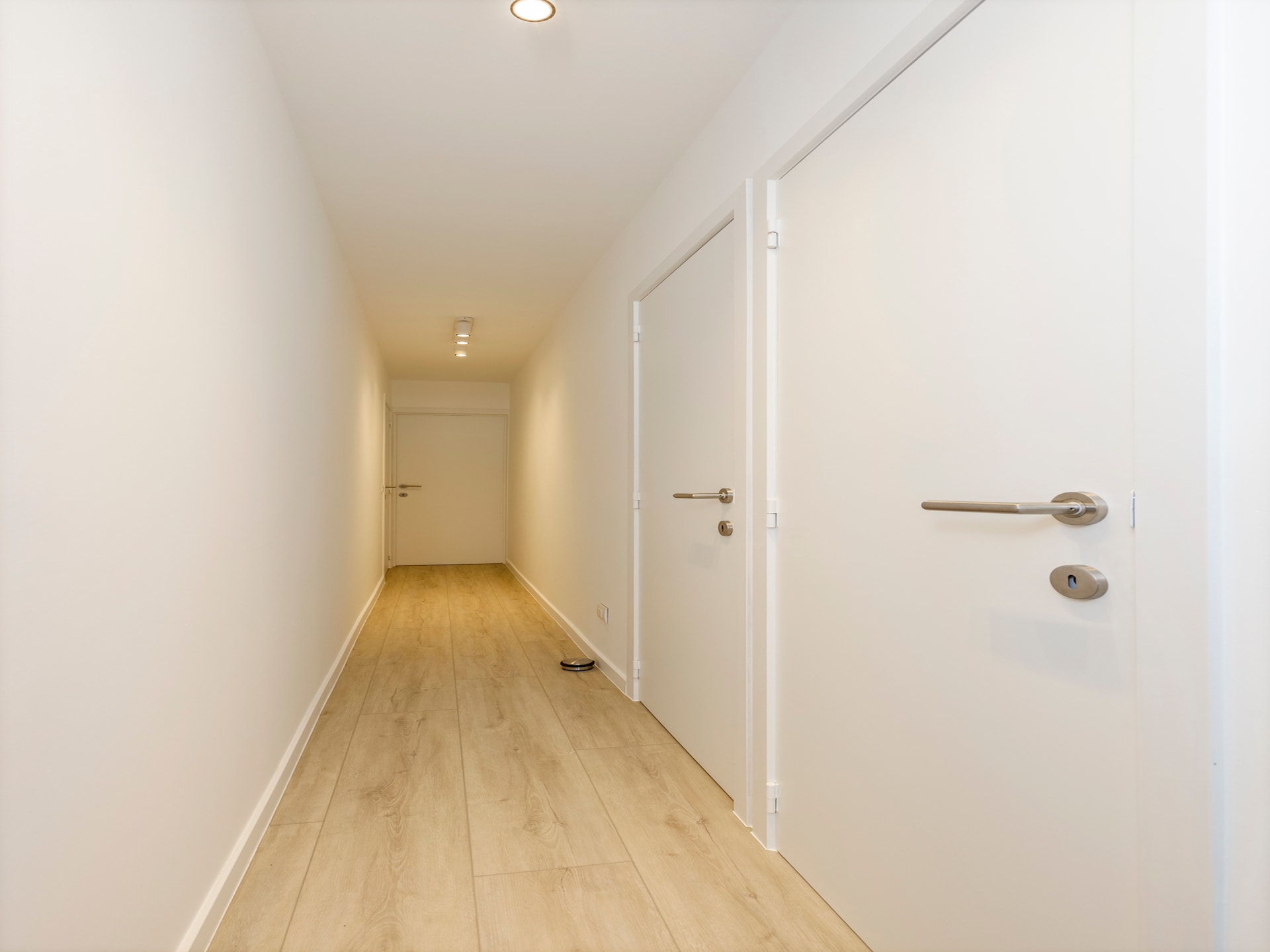 Stijlvol gerenoveerd appartement aan de Zeedijk in Blankenberge - foto 15
