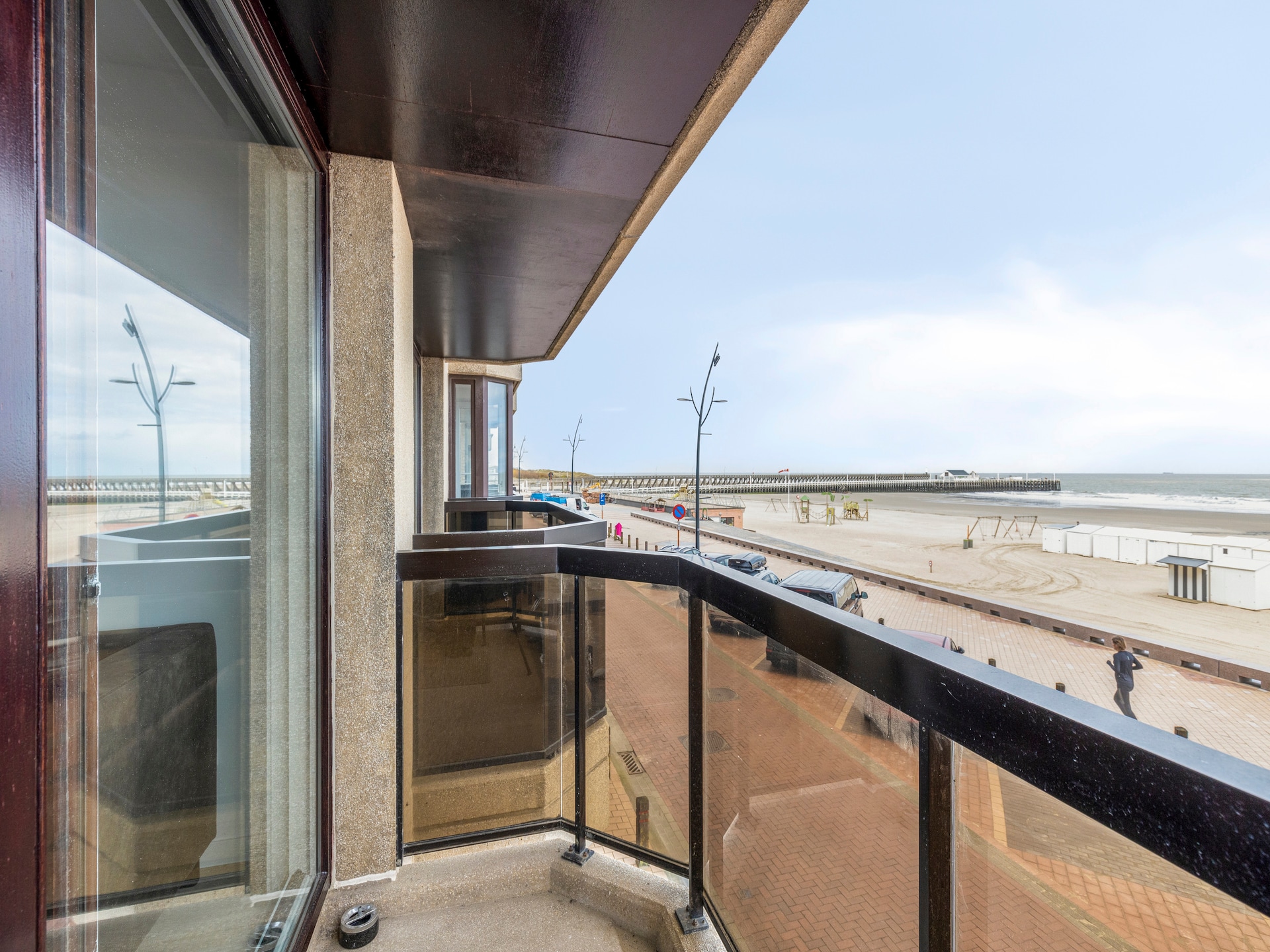 Stijlvol gerenoveerd appartement aan de Zeedijk in Blankenberge - foto 22