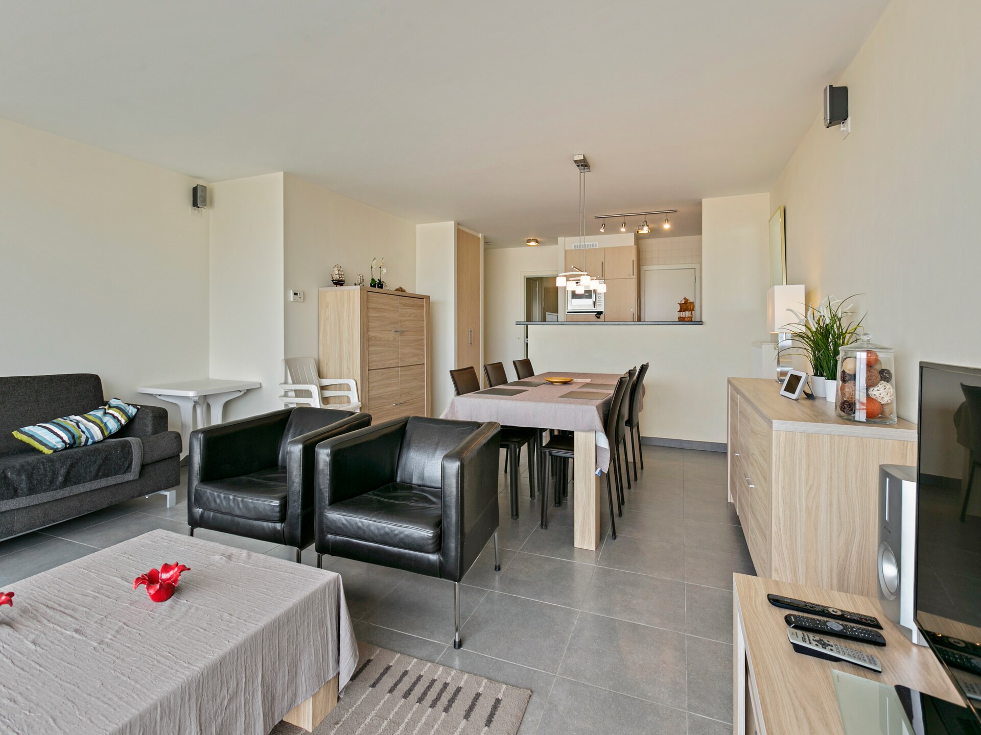 Modern appartement aan zee met panoramisch uitzicht in Blankenberge - foto 1