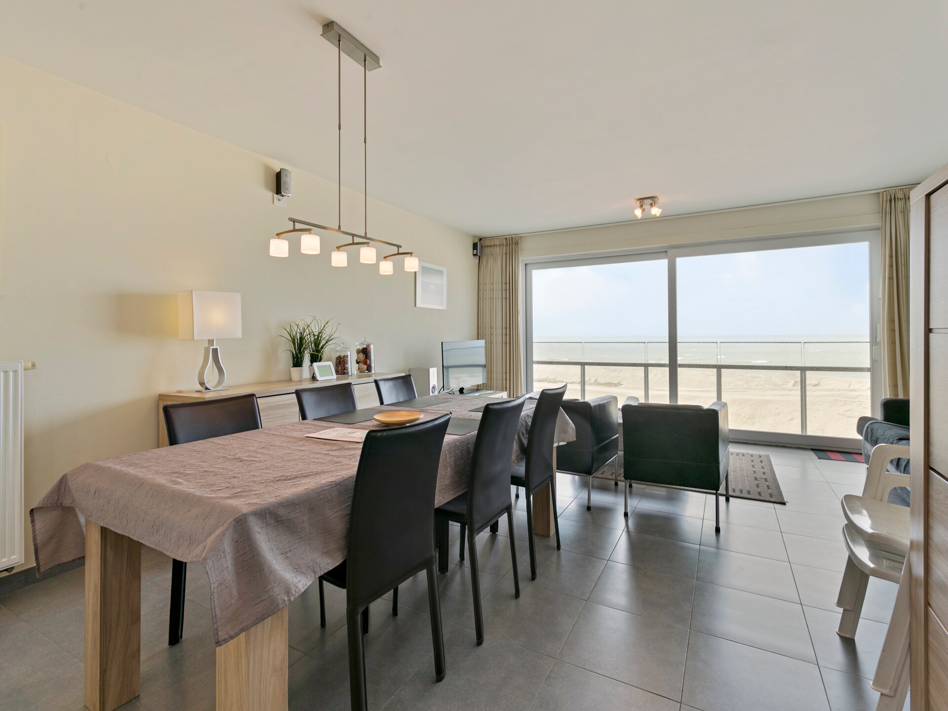 Modern appartement aan zee met panoramisch uitzicht in Blankenberge - foto 2
