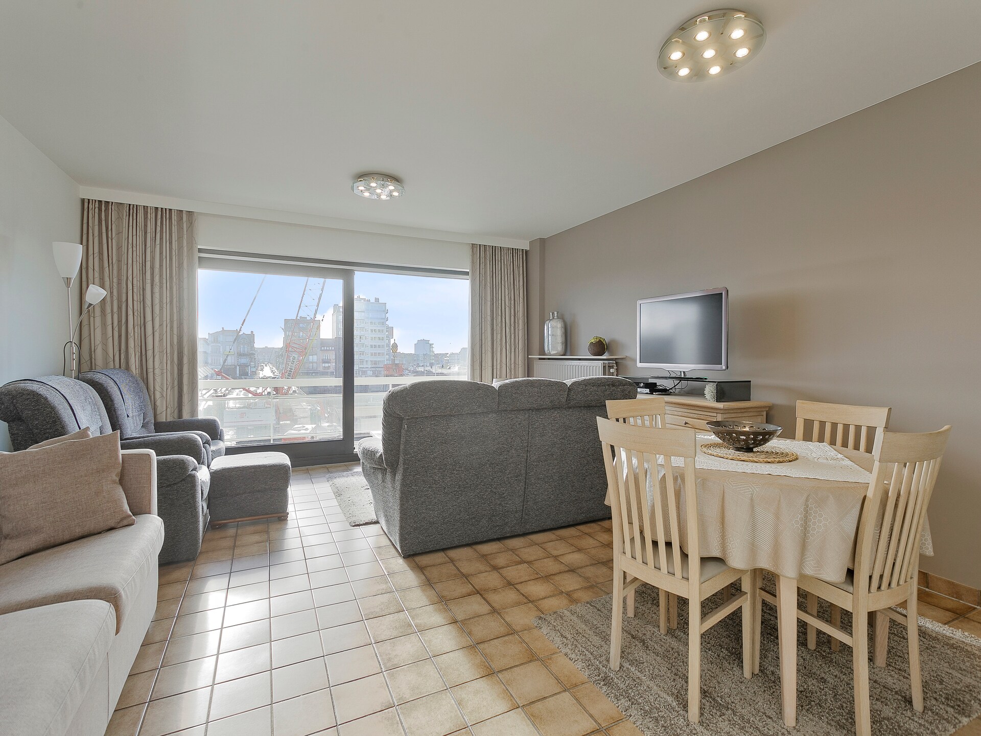 Licht appartement met 2 terrassen op 12 km van zee in Blankenberge - foto 8