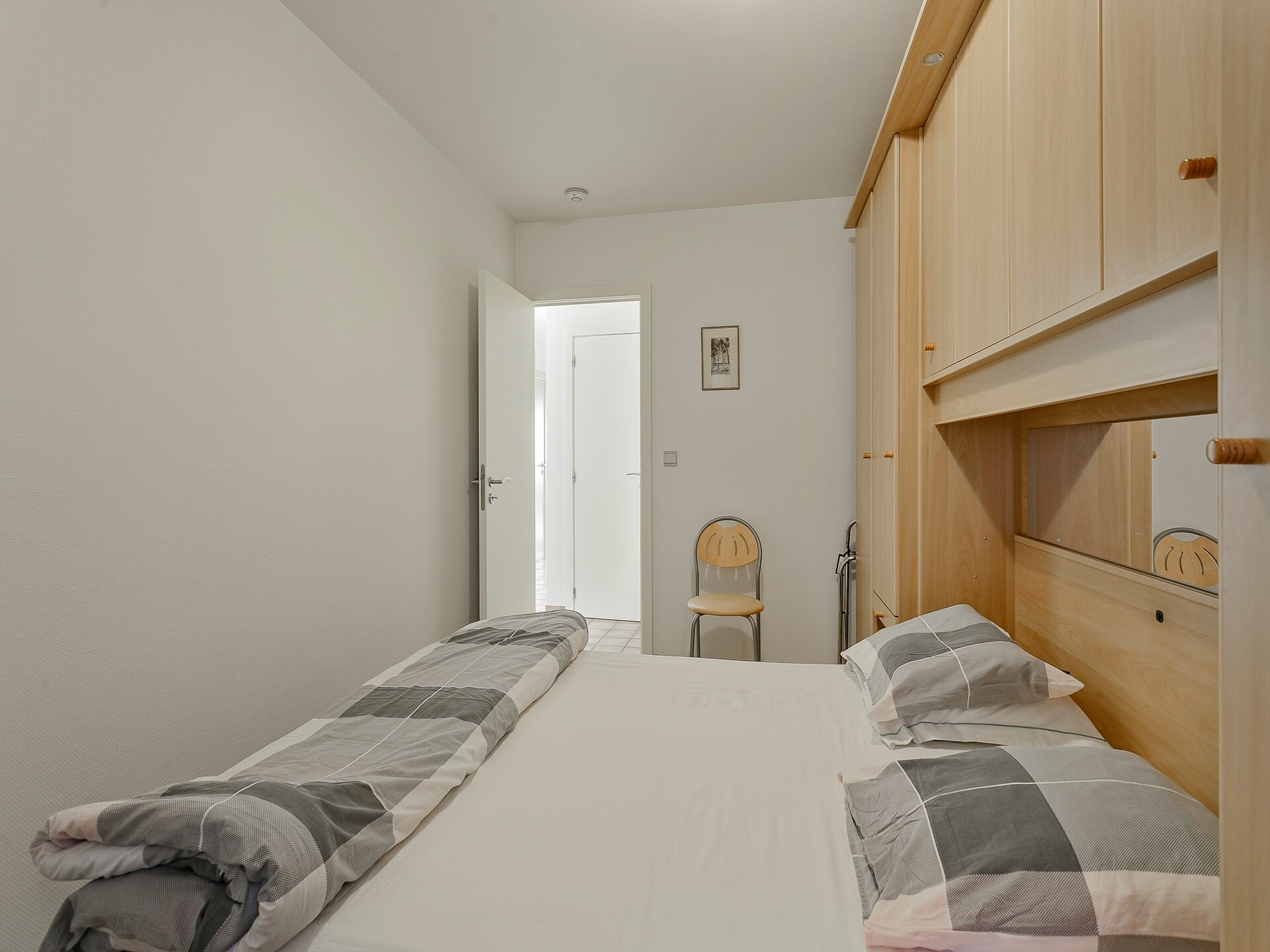 Licht appartement met 2 terrassen op 12 km van zee in Blankenberge - foto 13