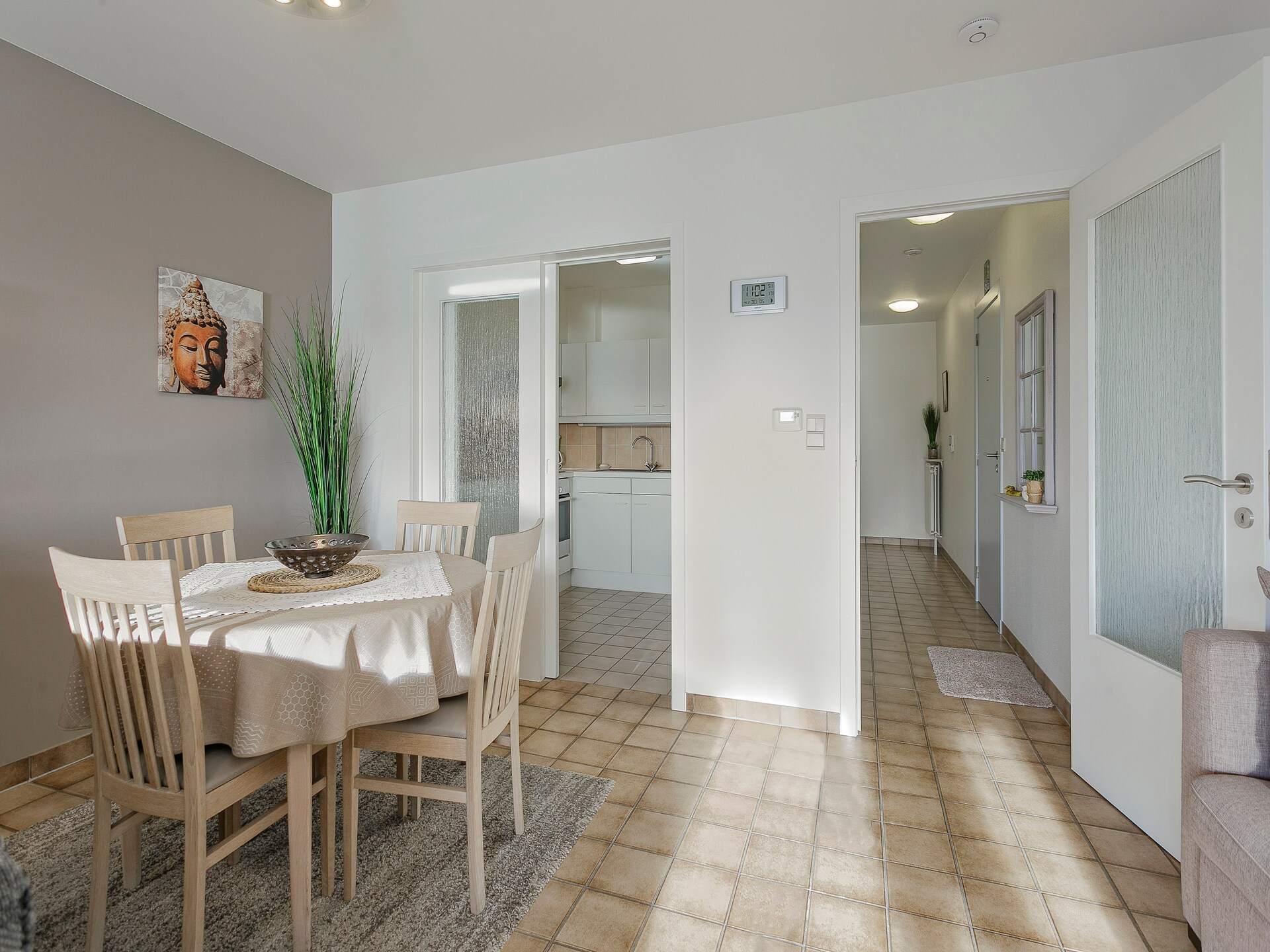 Licht appartement met 2 terrassen op 12 km van zee in Blankenberge - foto 2