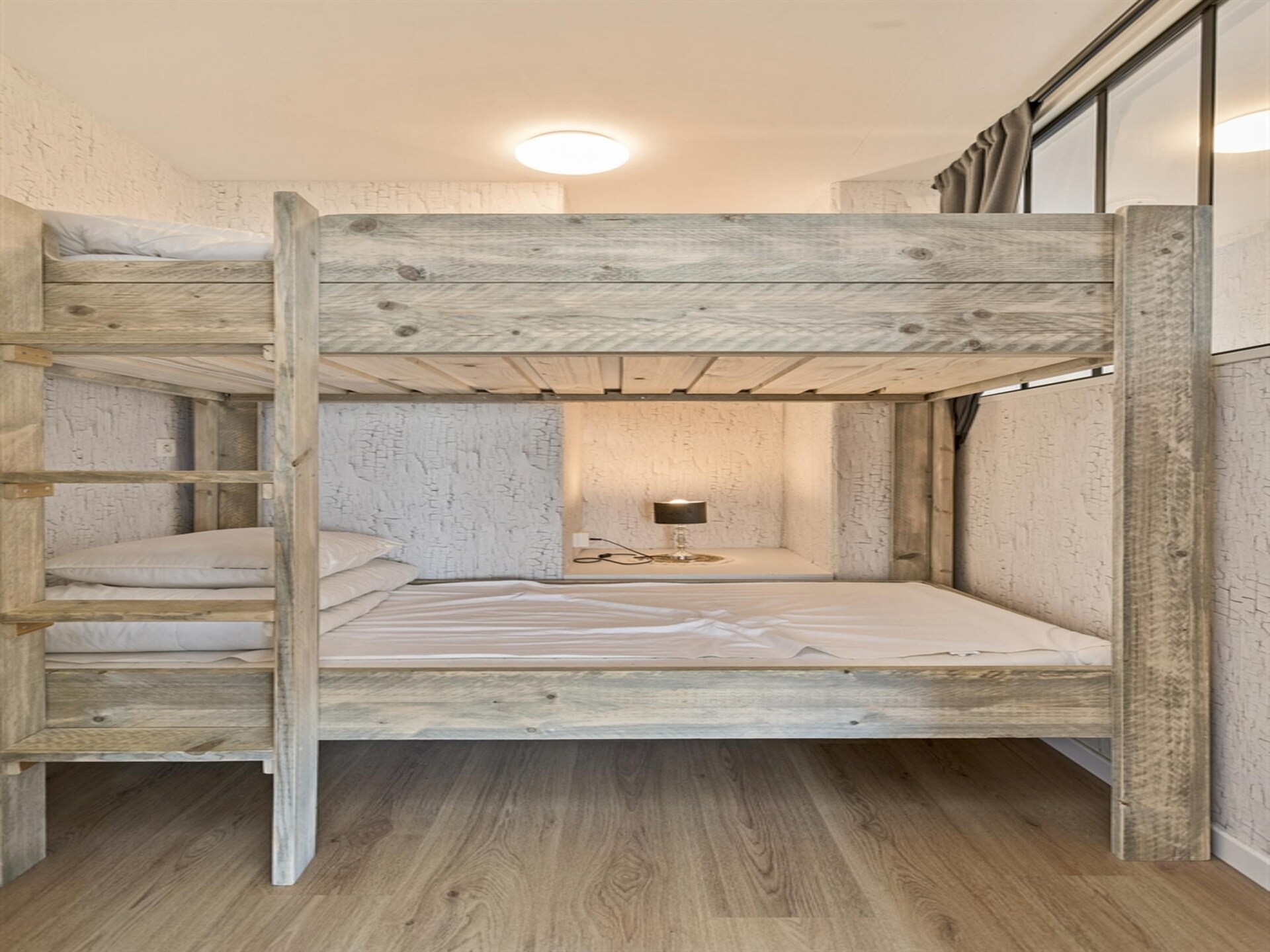 Modern industrieel appartement met zeezicht in Blankenberge - foto 6