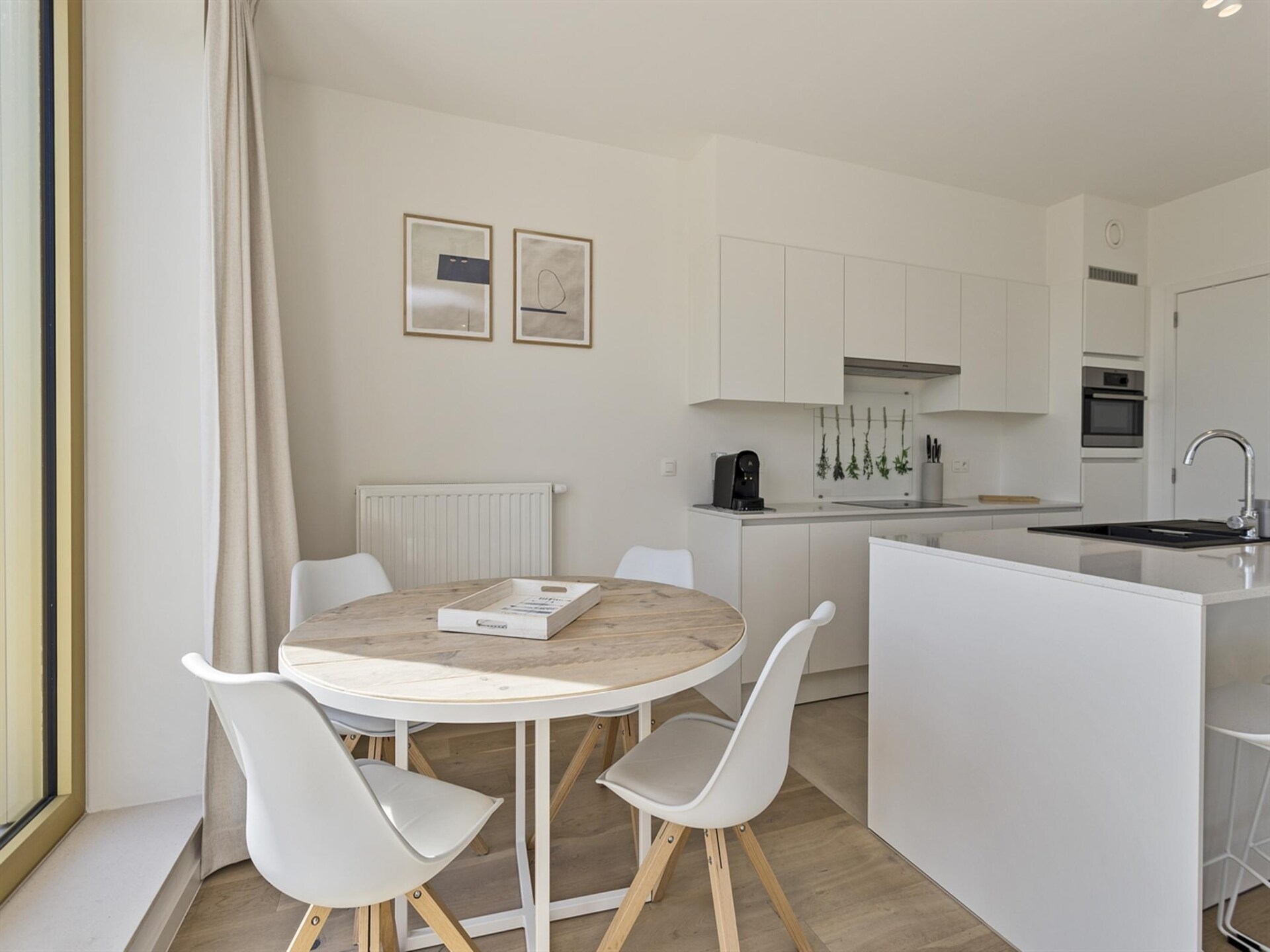 Licht appartement met twee terrassen vlakbij zee en centrum Blankenberge - foto 3