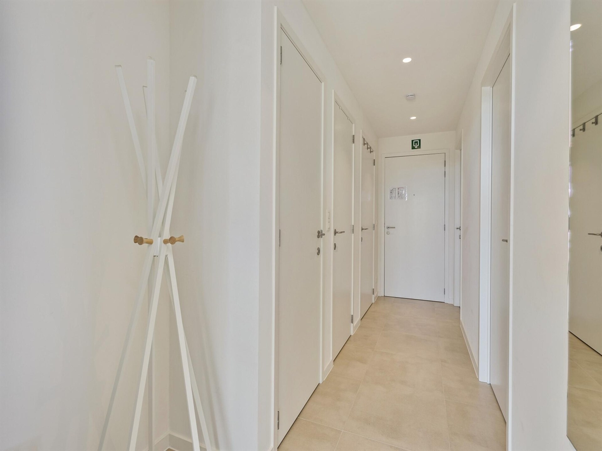 Licht appartement met twee terrassen vlakbij zee en centrum Blankenberge - foto 15