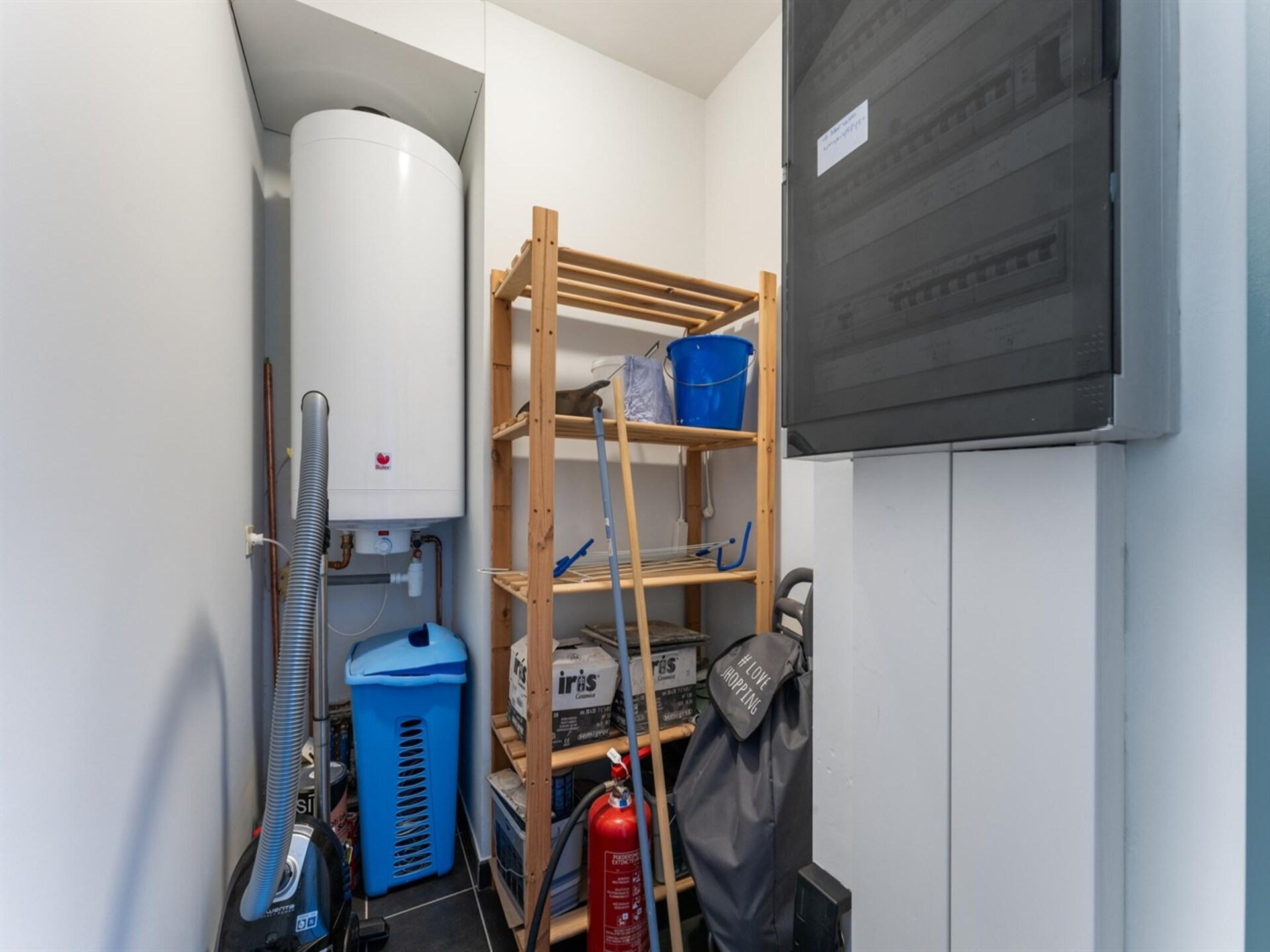 Licht modern appartement met 2 badkamers vlakbij zee in Blankenberge - foto 21