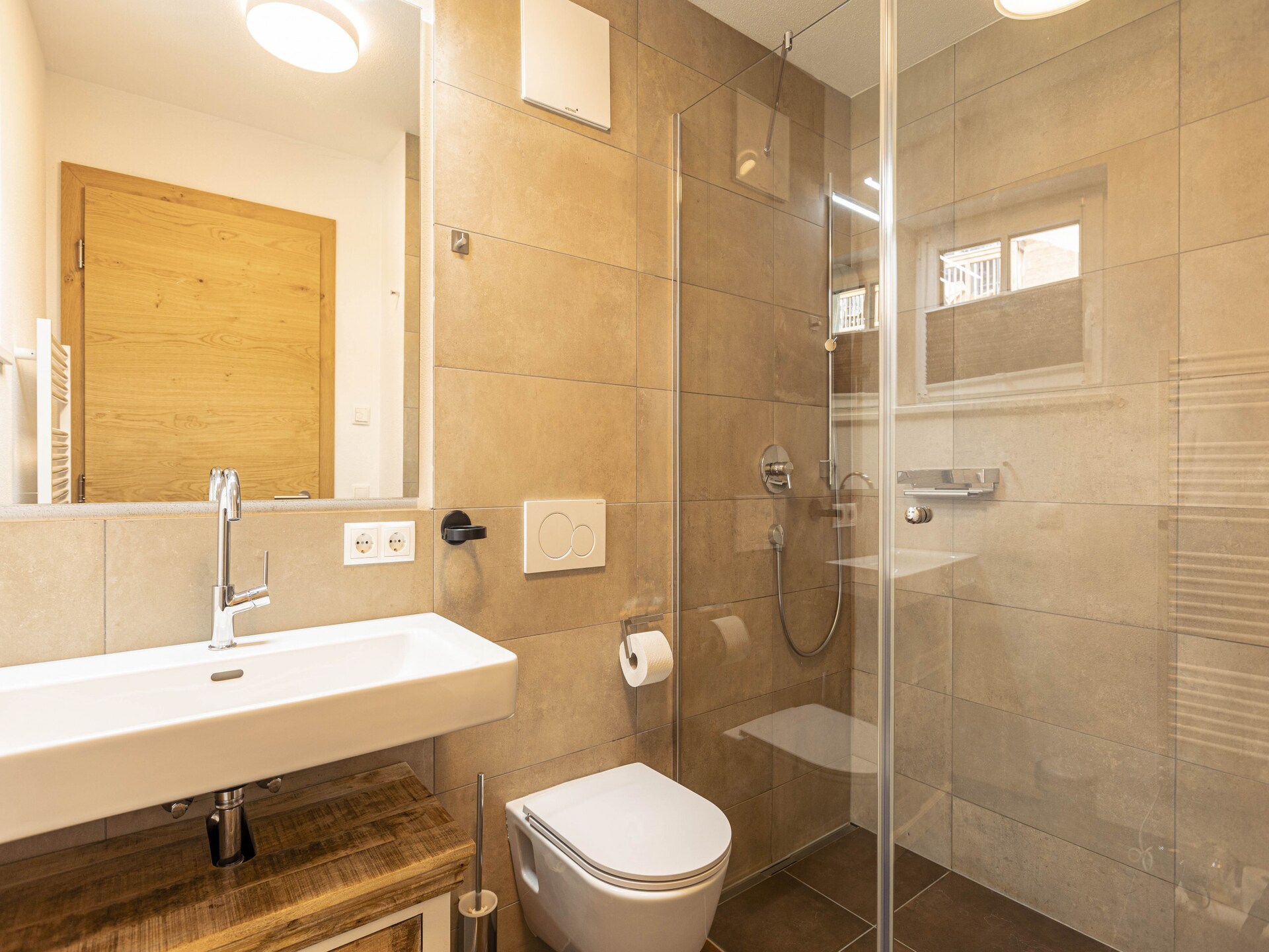 Ruim chalet met privé-sauna, tuin en uitzicht op bergen en meer bij Uttendorf - foto 14