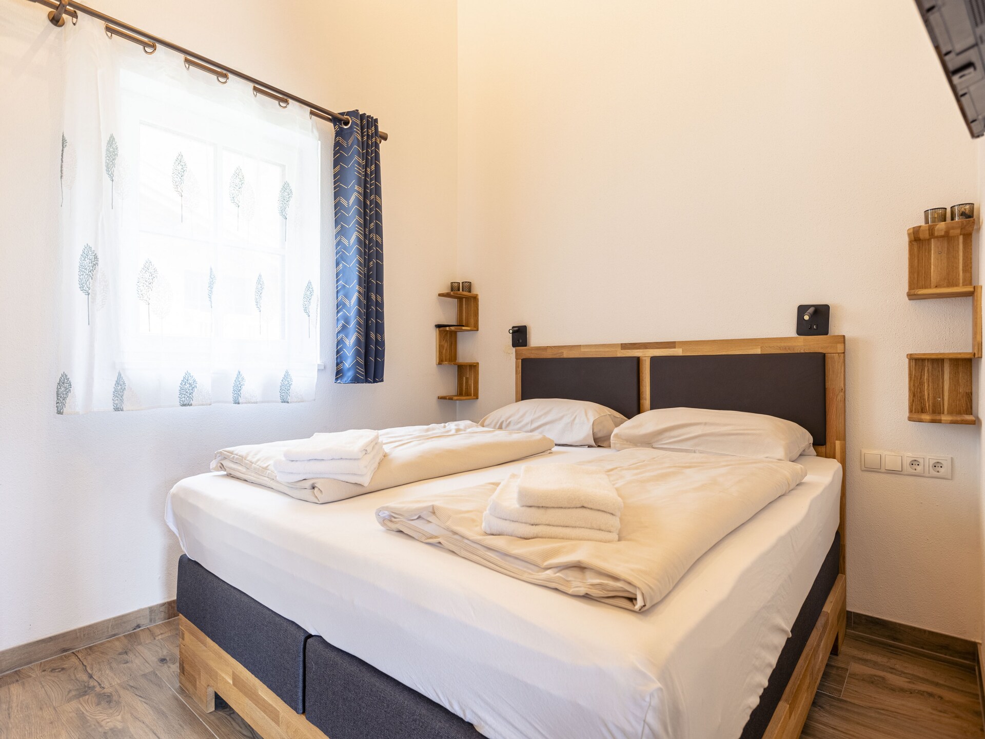 Ruim chalet met privé-sauna, tuin en uitzicht op bergen en meer bij Uttendorf - foto 12