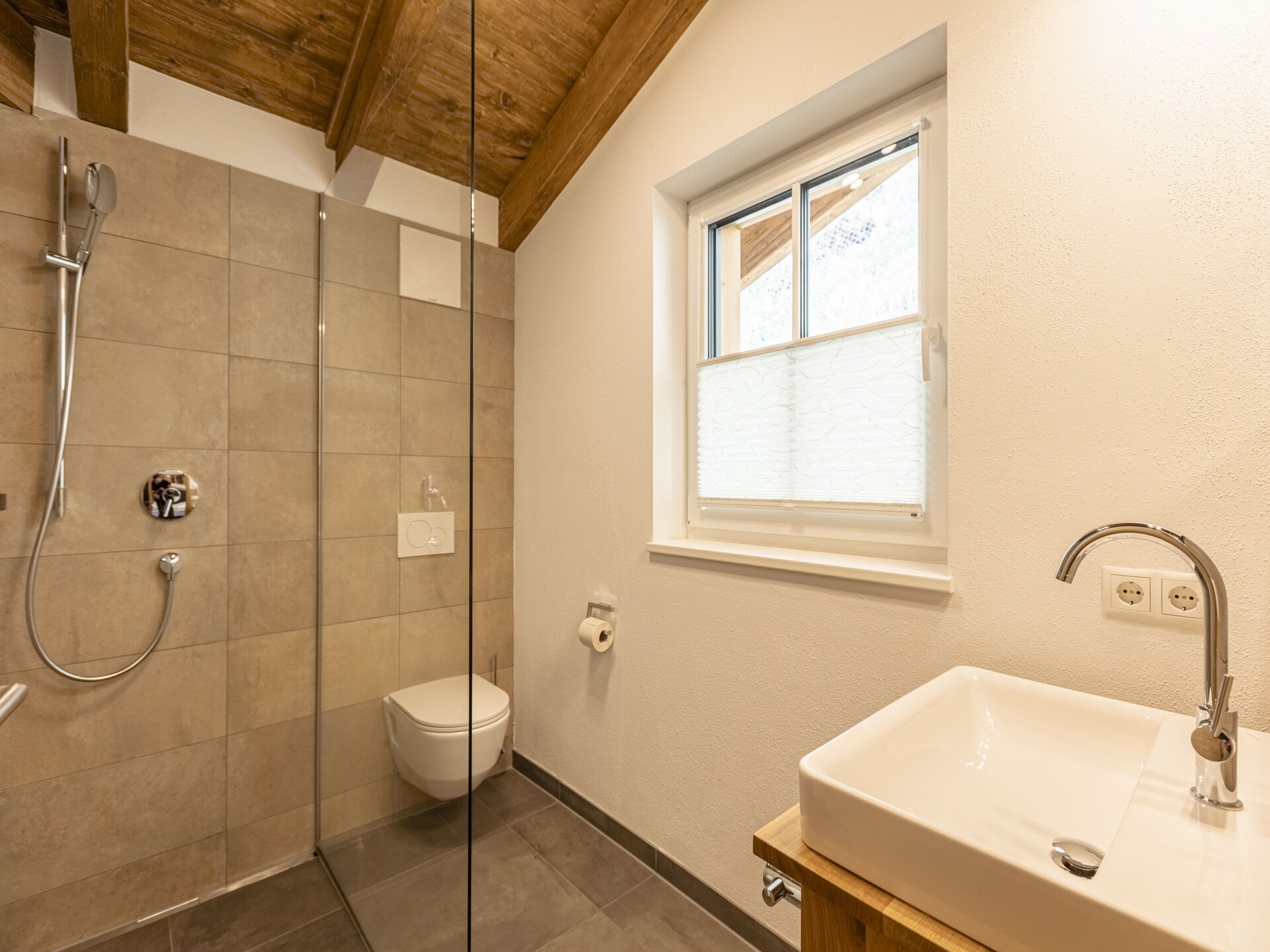 Tauernlodges Uttendorf 4A: Luxe chalet met sauna aan golfbaan en meer - foto 12