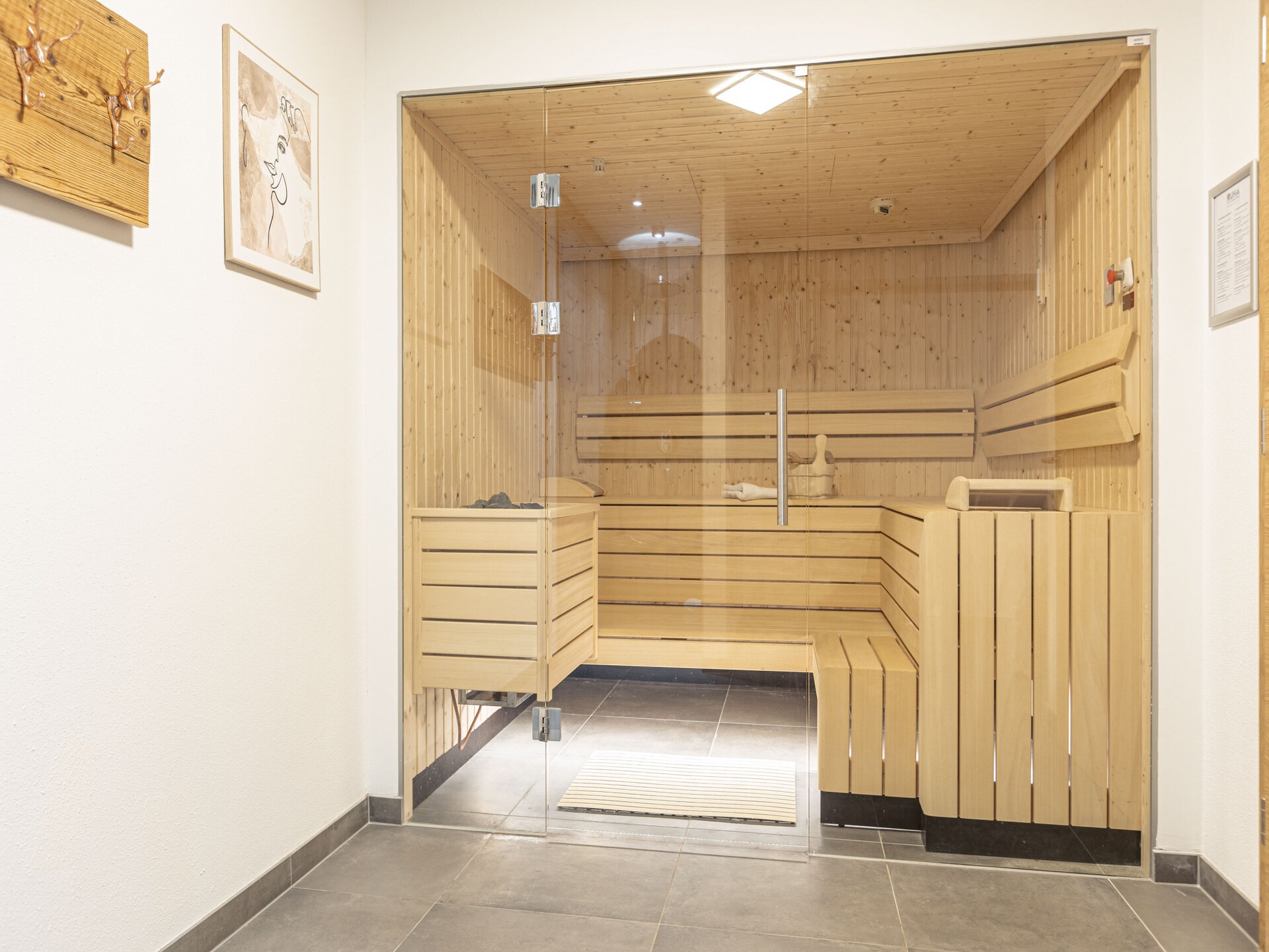 Ruim chalet voor 10 personen aan de golfbaan bij Uttendorf met privé-sauna - foto 4