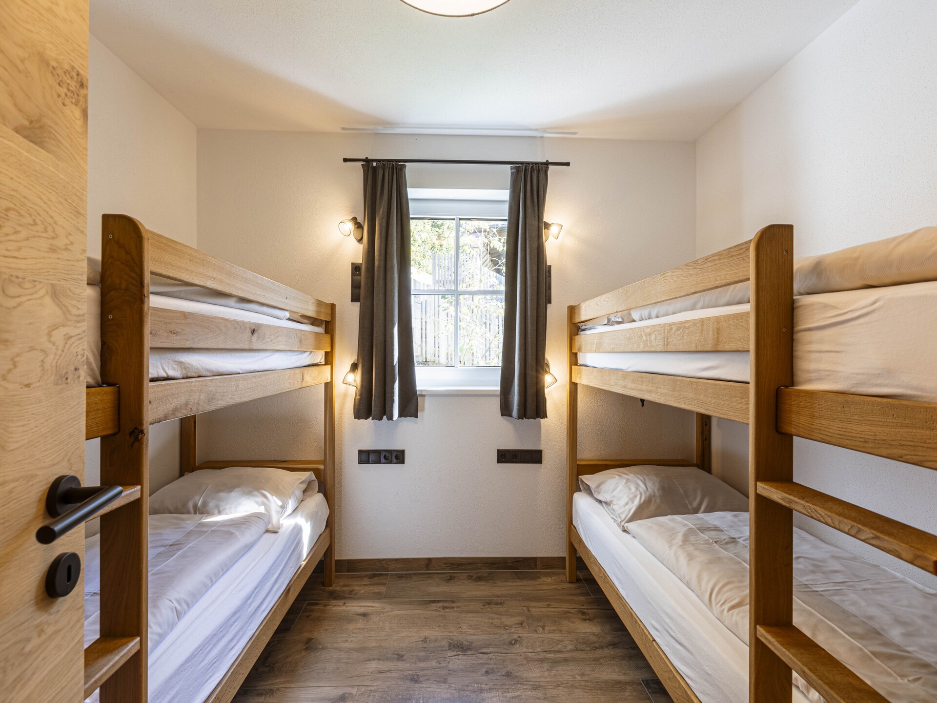 Ruim chalet voor 10 personen aan de golfbaan bij Uttendorf, sauna en uitzicht op bergen en meer - foto 11