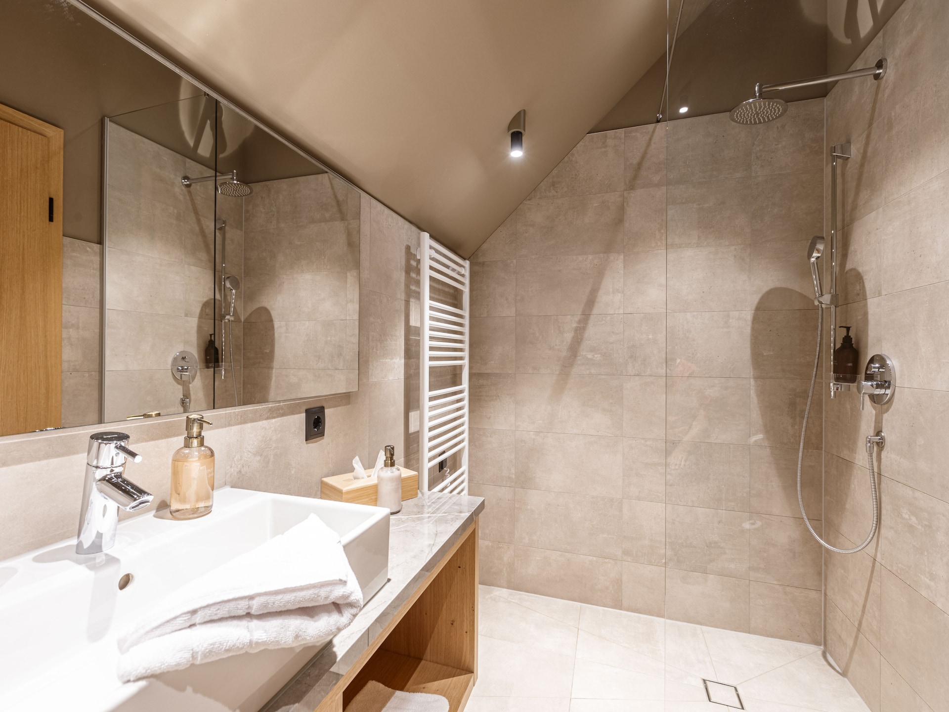 10-persoons luxe appartement aan de piste in centrum Schruns - foto 14