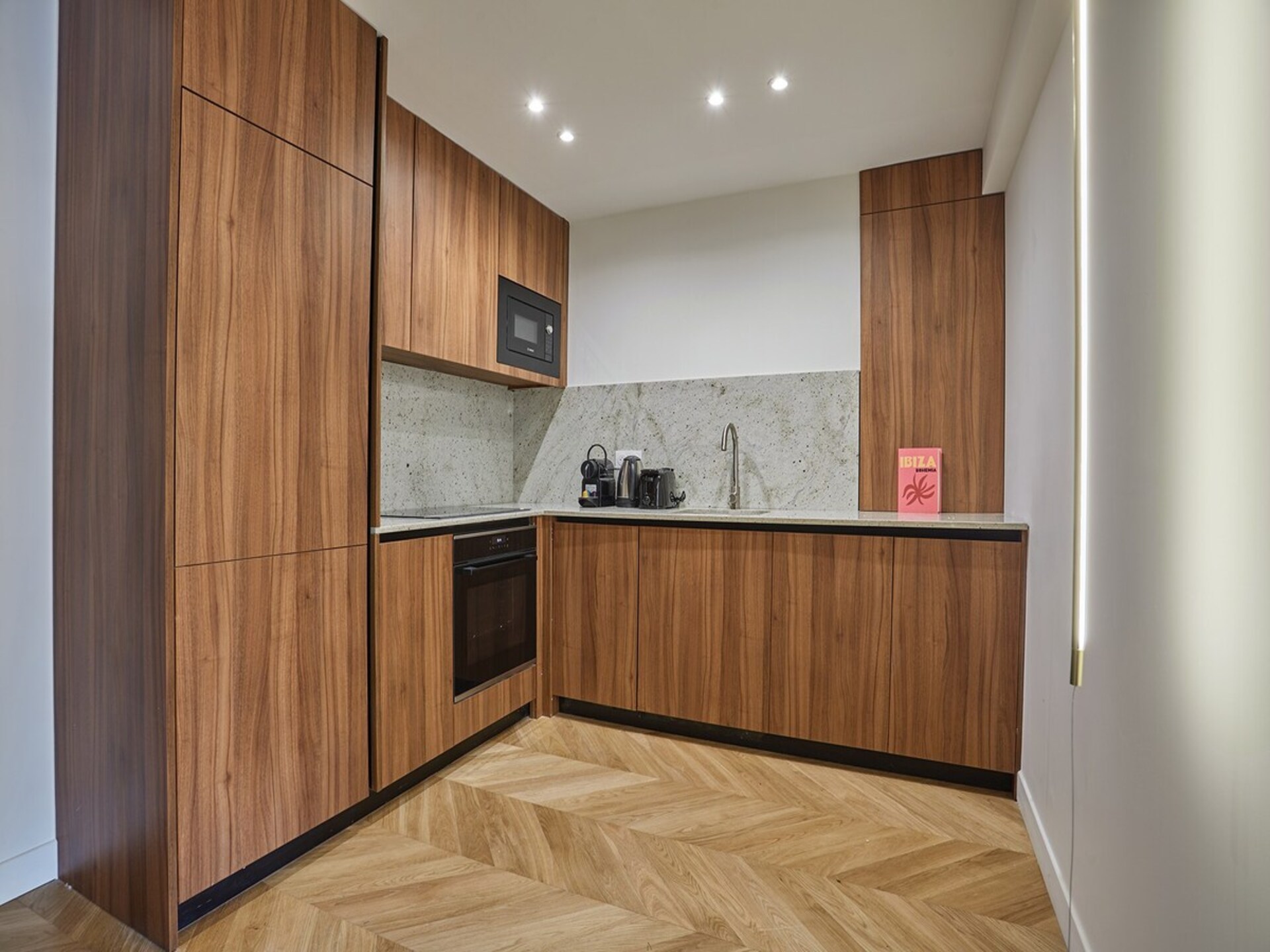 Chic appartement Lafayette: modern comfort tussen Sacré Coeur en Grands Boulevards - foto 11