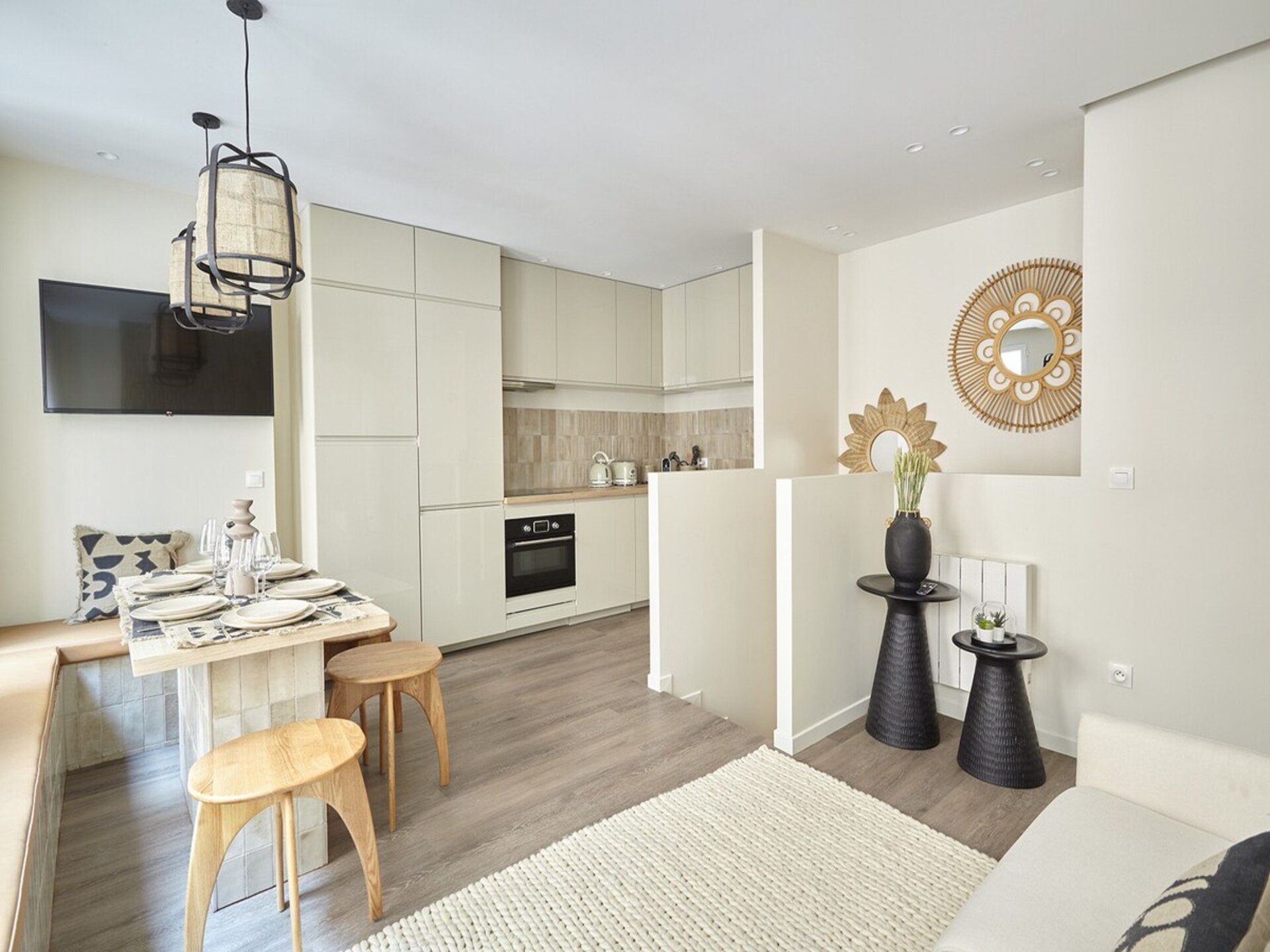Modern 2-slaapkamerappartement met 2 badkamers in de levendige Marais - foto 2
