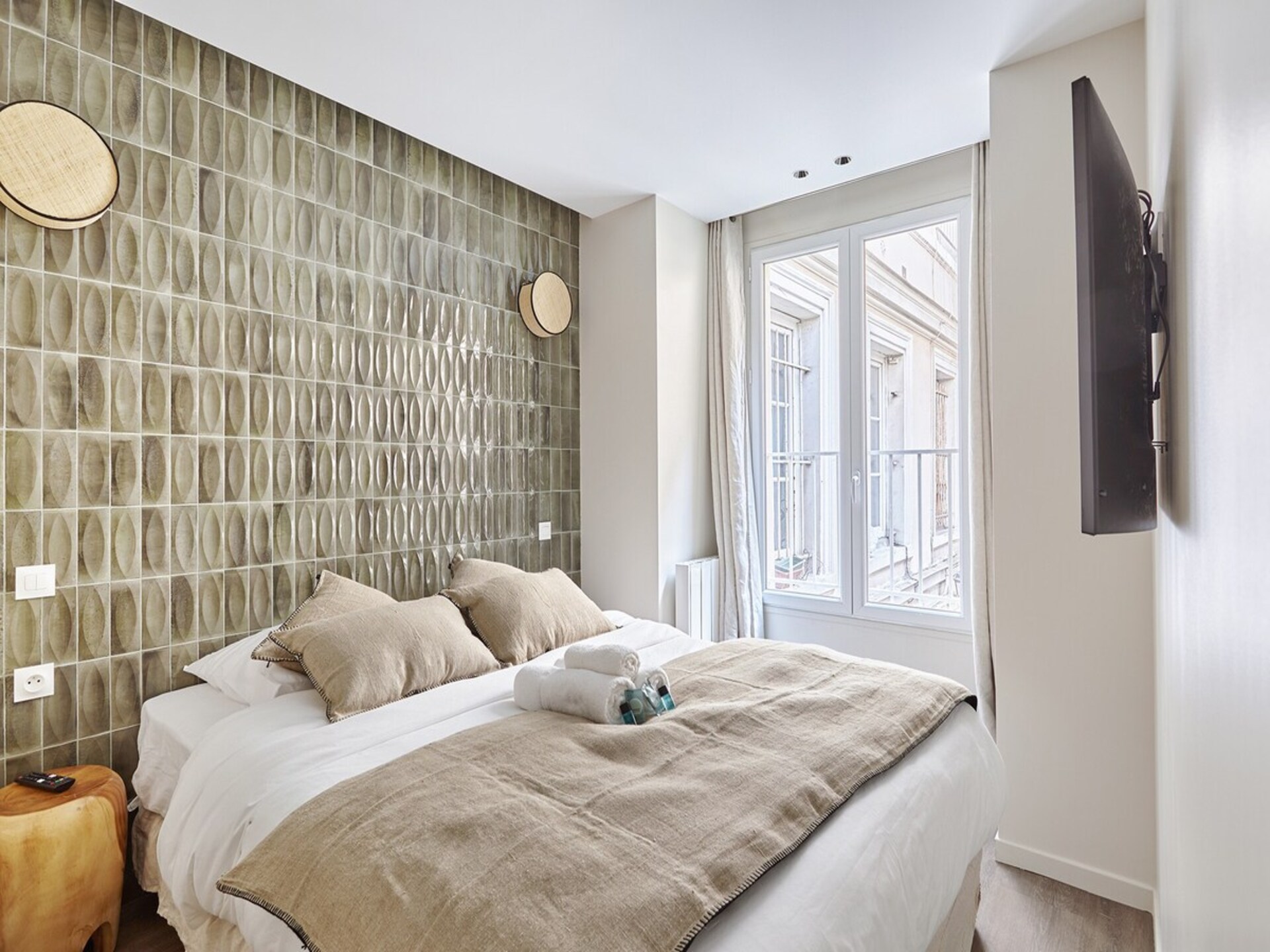 Modern 2-slaapkamerappartement met 2 badkamers in de levendige Marais - foto 3