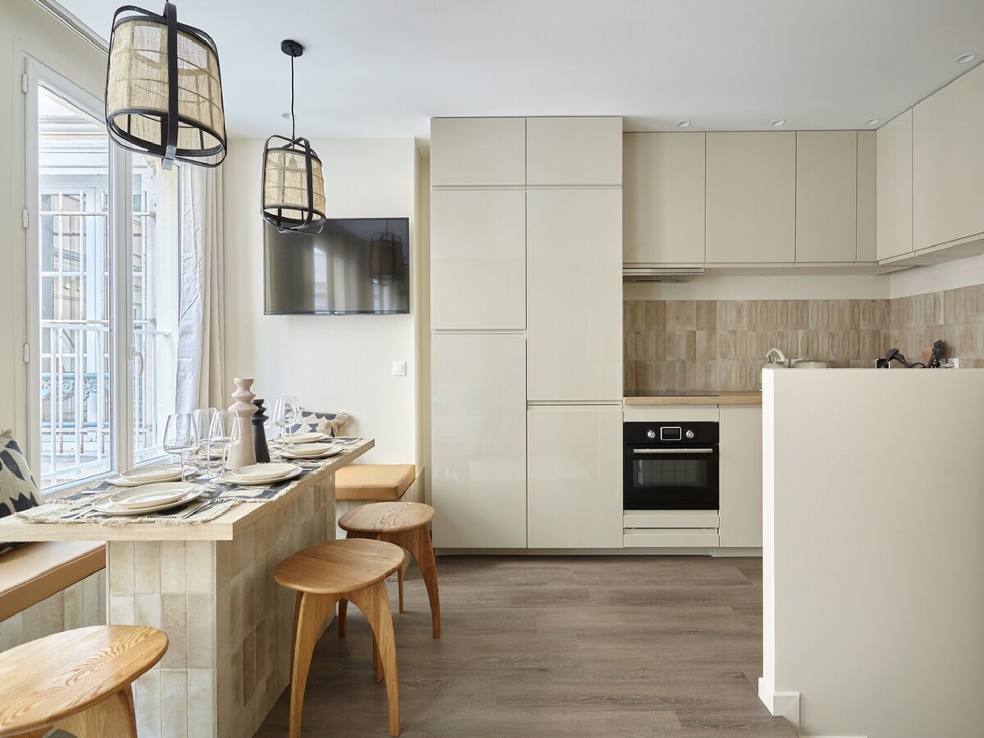 Modern 2-slaapkamerappartement met 2 badkamers in de levendige Marais - foto 9