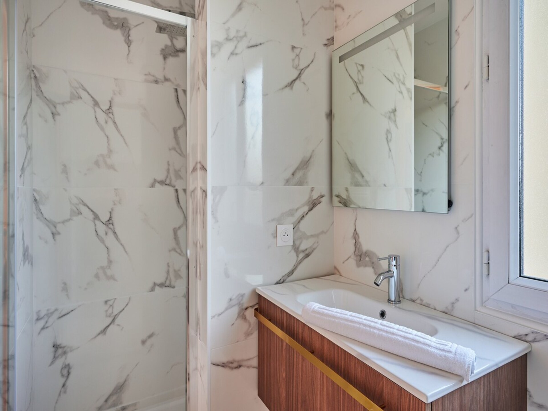Modern appartement in Puteaux met uitzicht op La Défense, nabij Arena - foto 6
