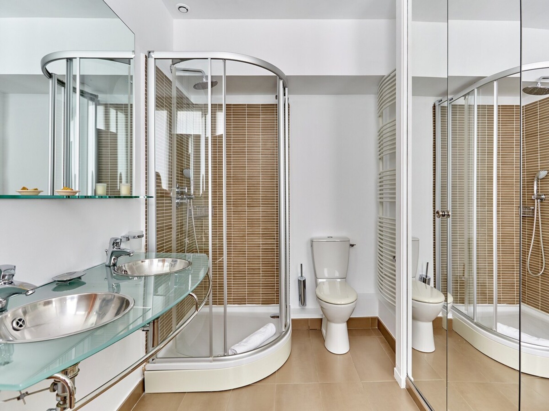 Prachtig 120m² appartement tegenover de Arc de Triomphe in het 16e arrondissement - foto 9