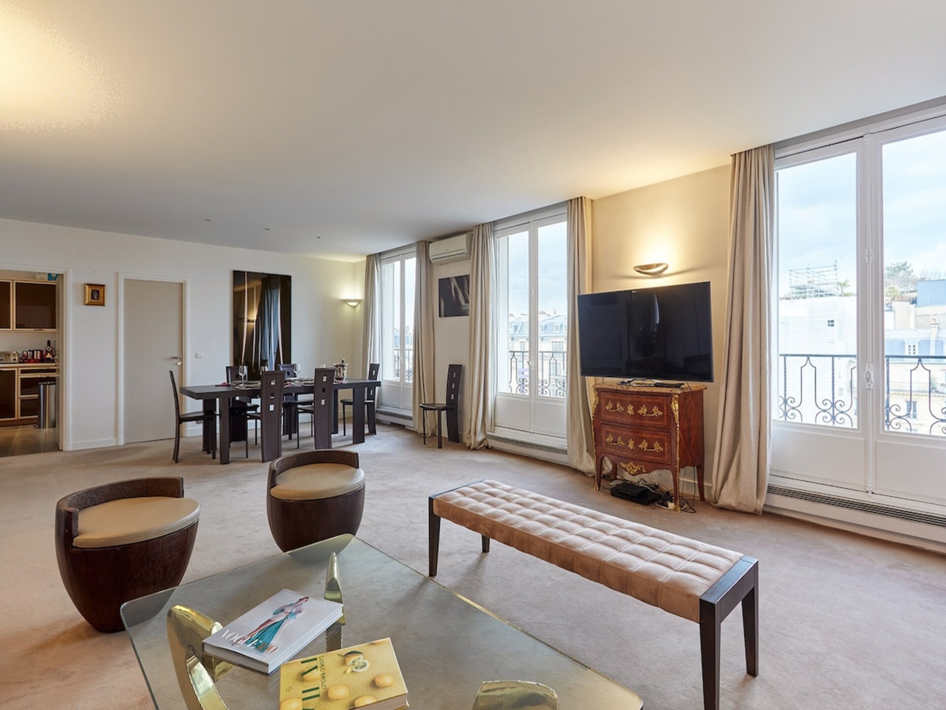 Prachtig 120m² appartement tegenover de Arc de Triomphe in het 16e arrondissement - foto 10