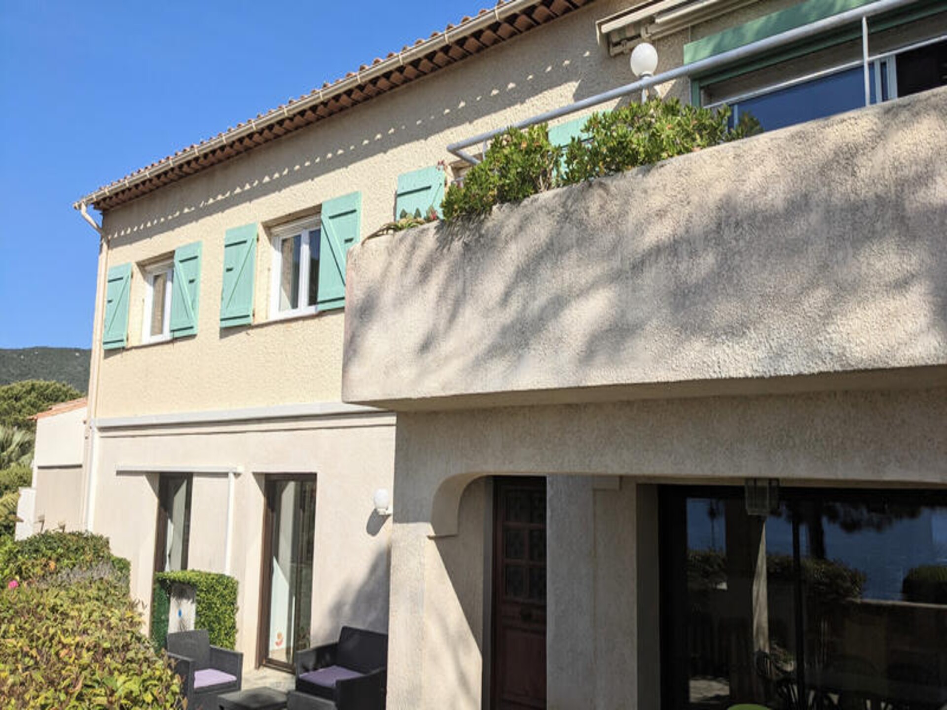 Ruime villa met zeezicht op 300m van strand bij Ajaccio - foto 7
