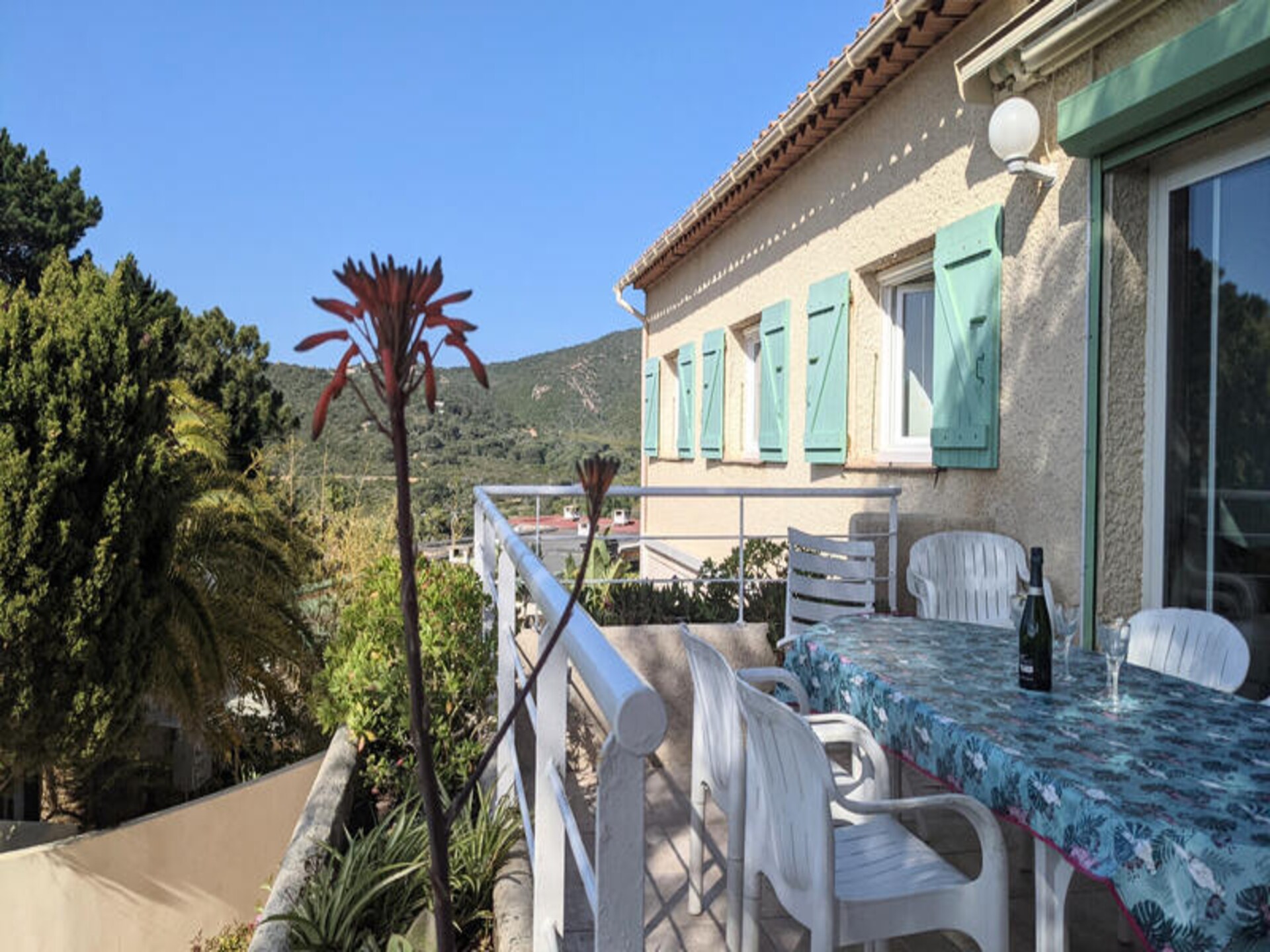Ruime villa met zeezicht op 300m van strand bij Ajaccio - foto 10