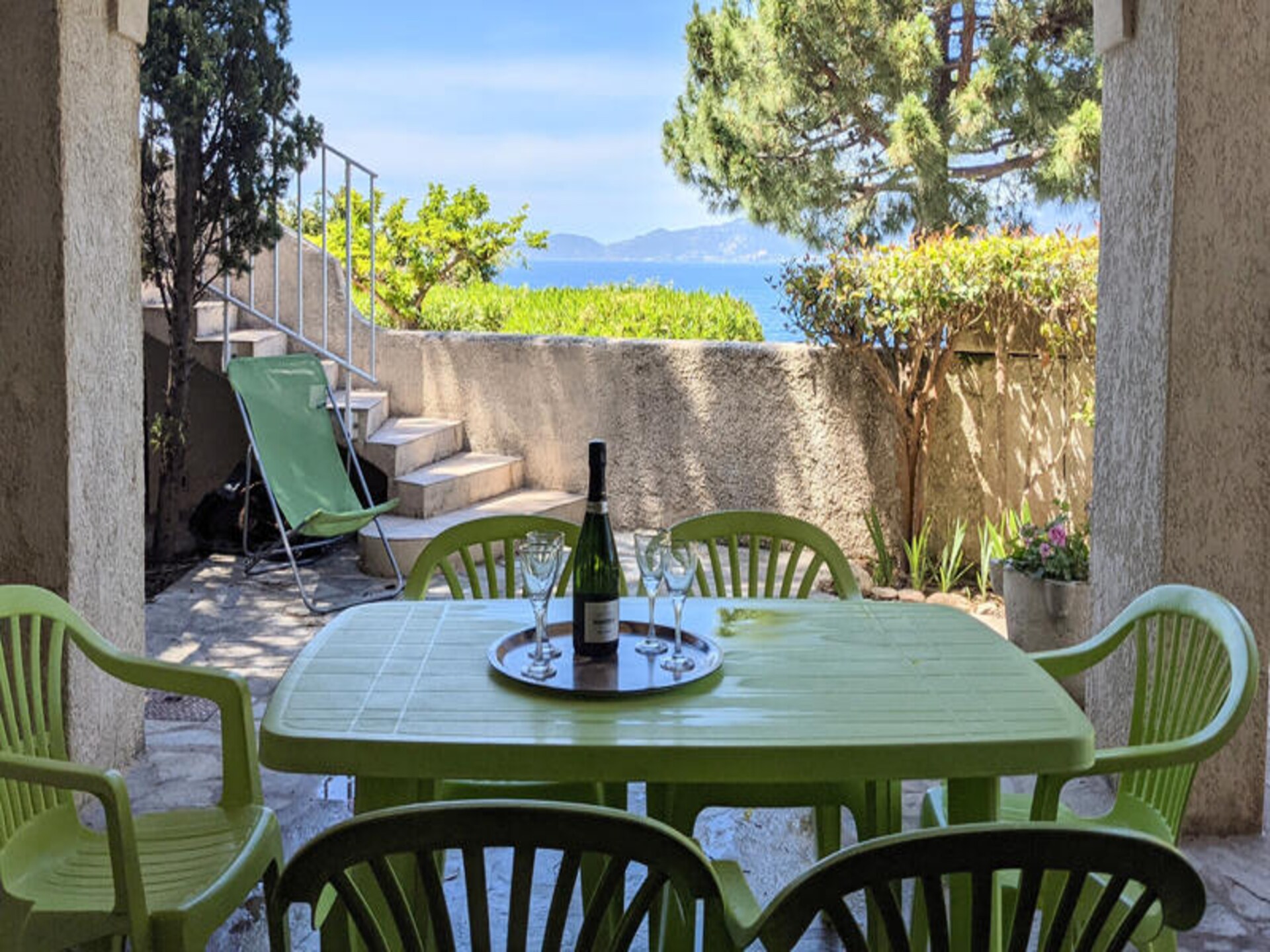 Ruime villa met zeezicht op 300m van strand bij Ajaccio - foto 24